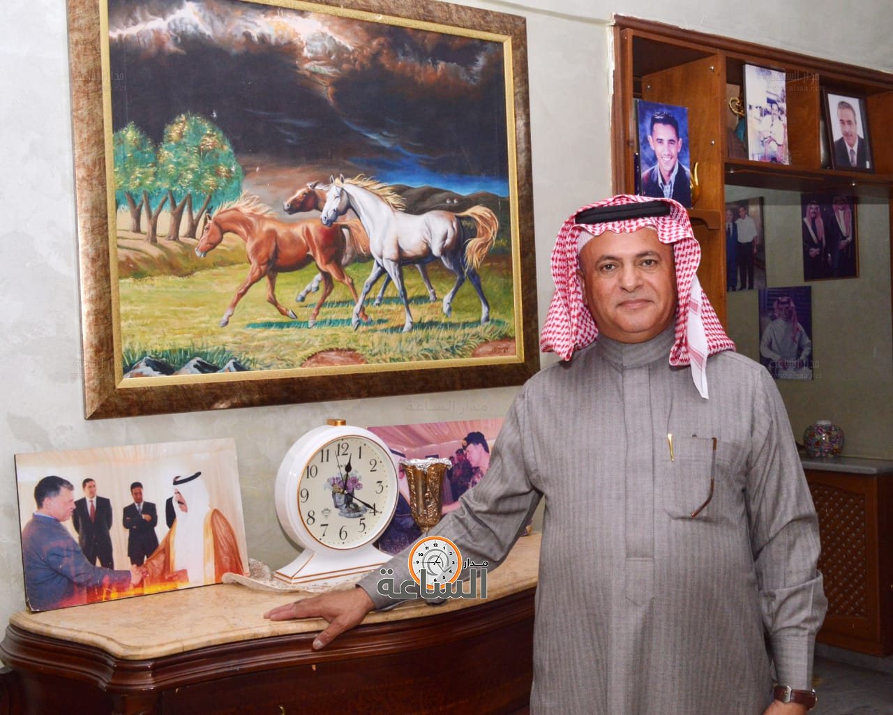 Madar Al-Saa Images 0.6171401136898057