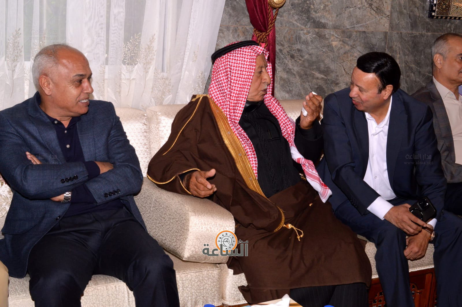 Madar Al-Saa Images 0.8637416692024705