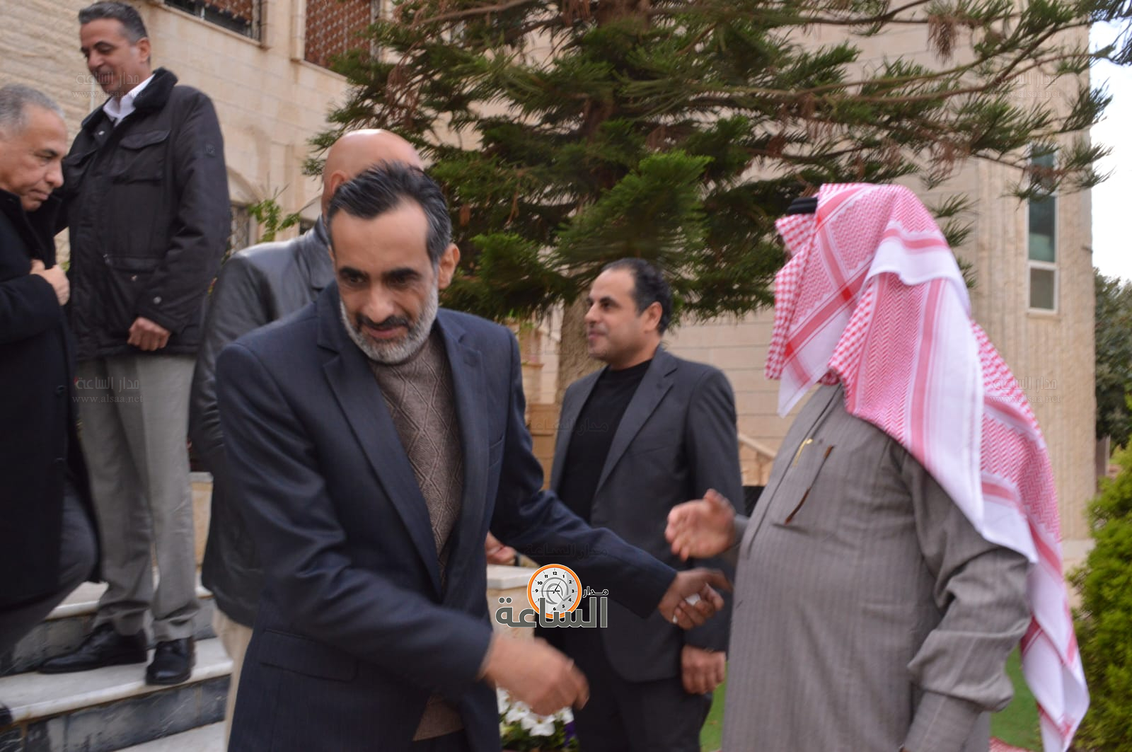 Madar Al-Saa Images 0.1766817679657039