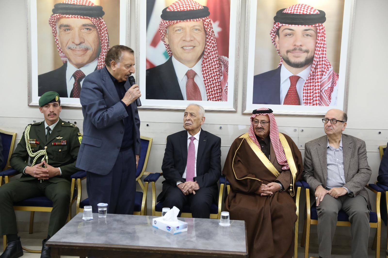 Madar Al-Saa Images 0.5991608263818793