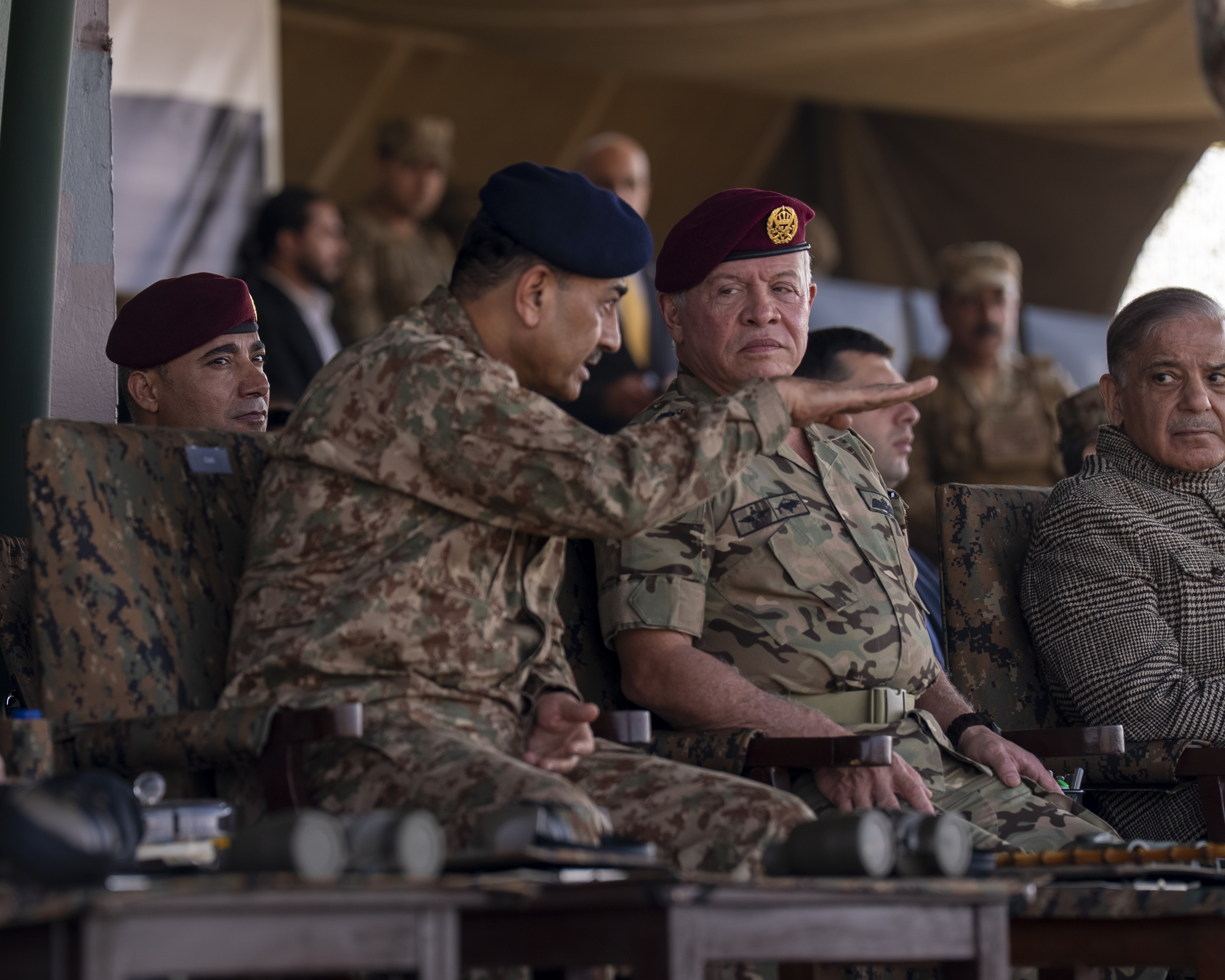 Madar Al-Saa Images 0.7293624809634943