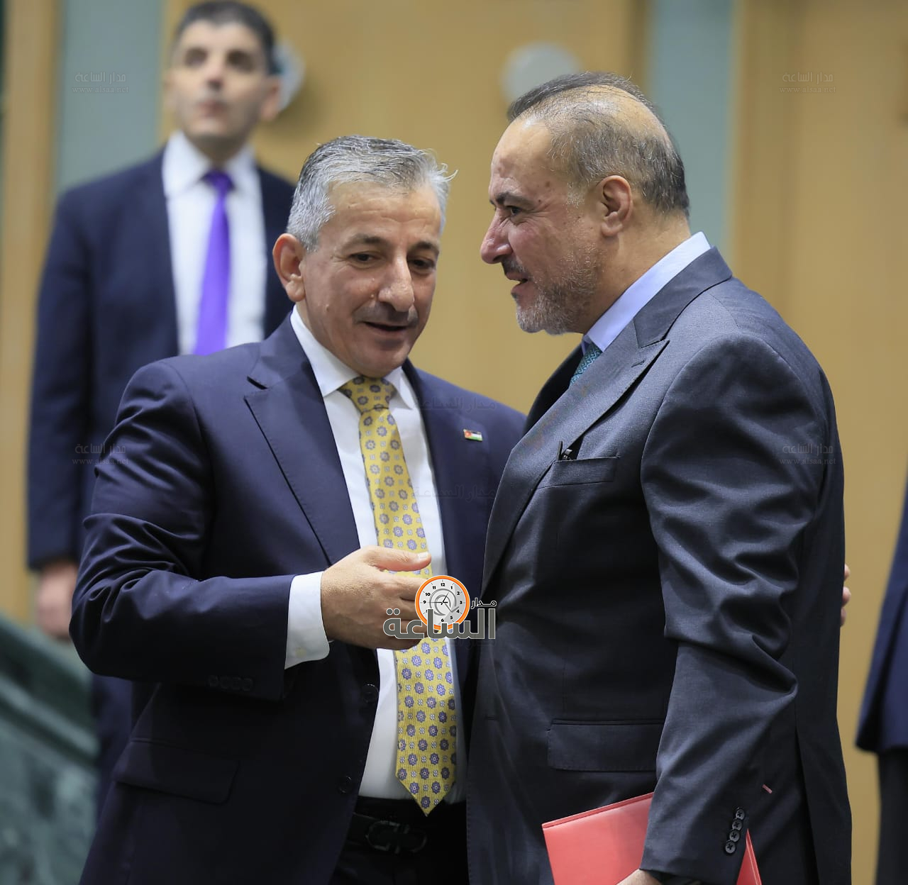 Madar Al-Saa Images 0.593669021850878