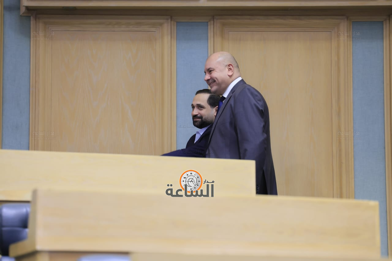 Madar Al-Saa Images 0.24328198269848833