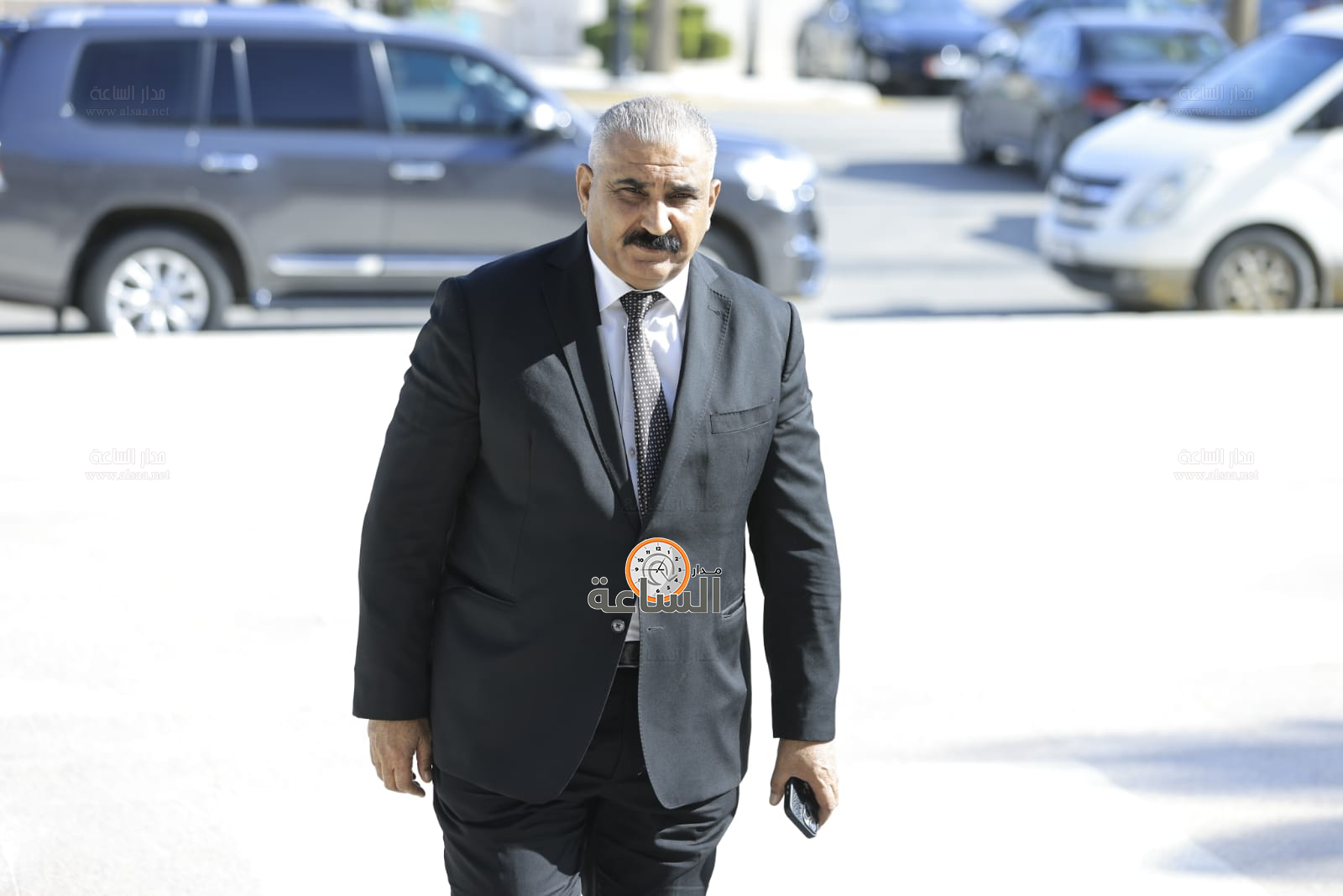 Madar Al-Saa Images 0.13254811715135328