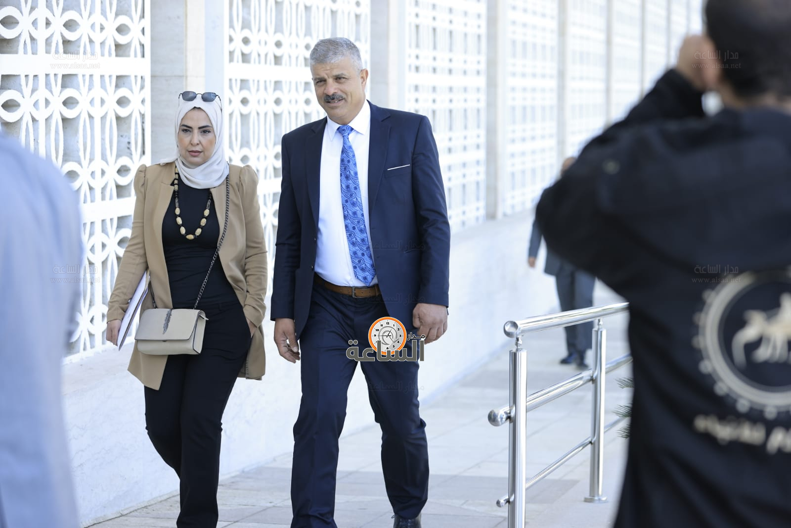 Madar Al-Saa Images 0.49713762112593585