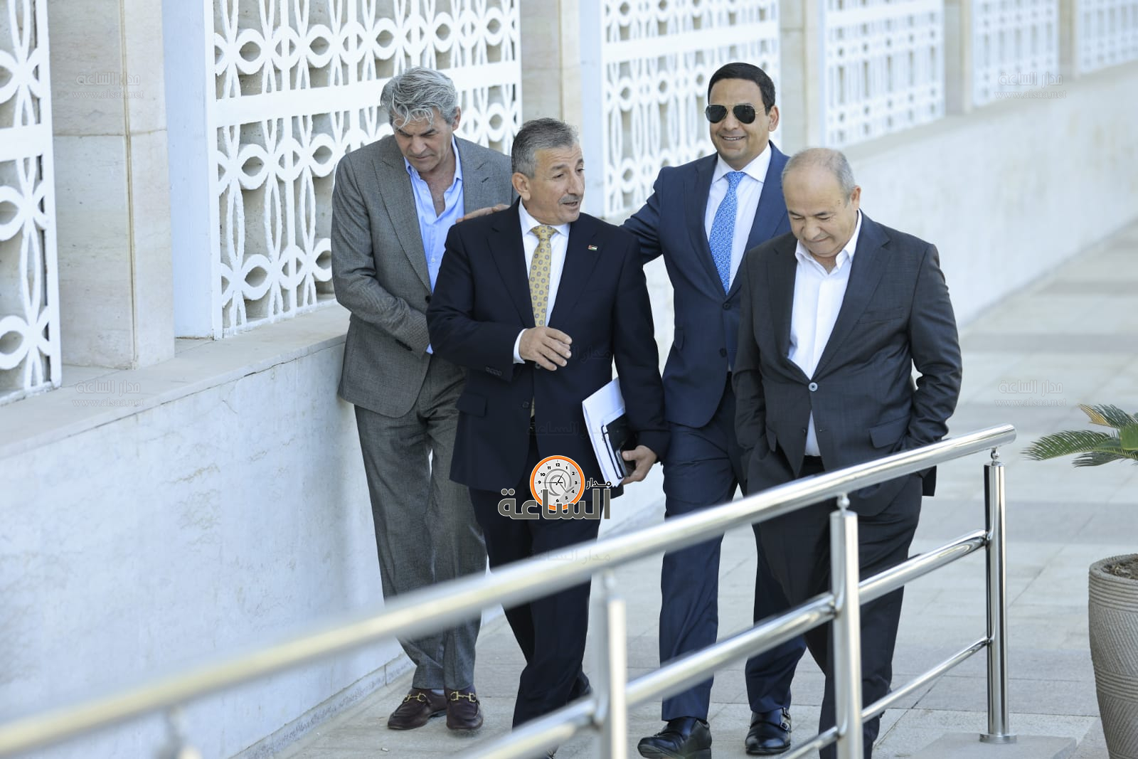 Madar Al-Saa Images 0.7301644120066316