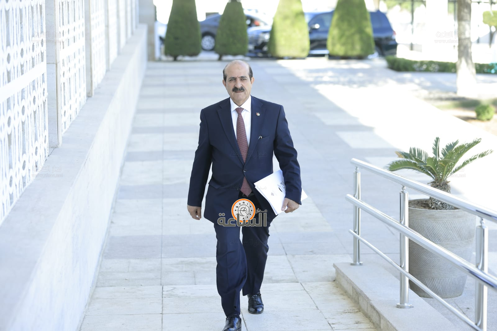 Madar Al-Saa Images 0.37138273618873696