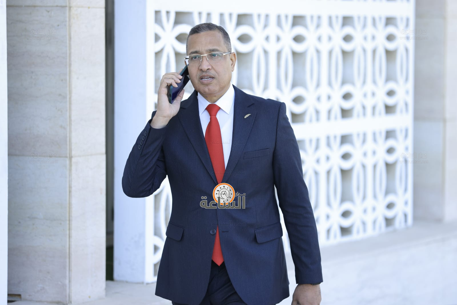 Madar Al-Saa Images 0.835152383090162