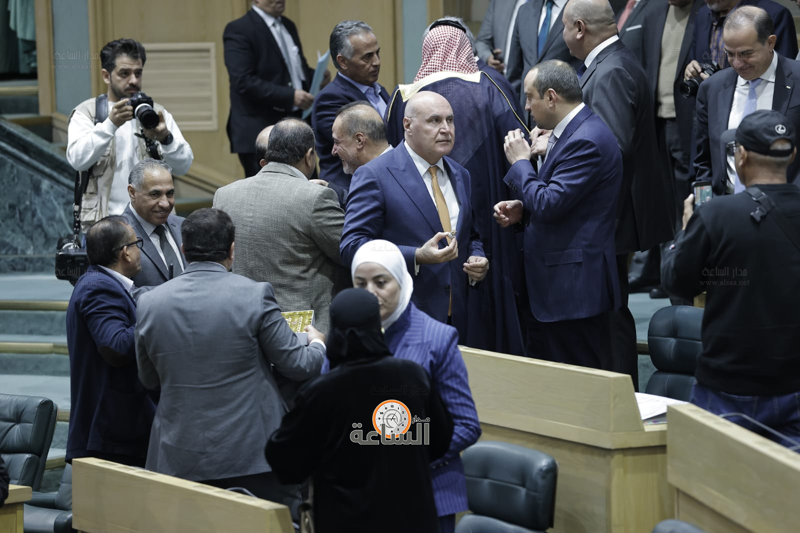 Madar Al-Saa Images 0.8336486826812415