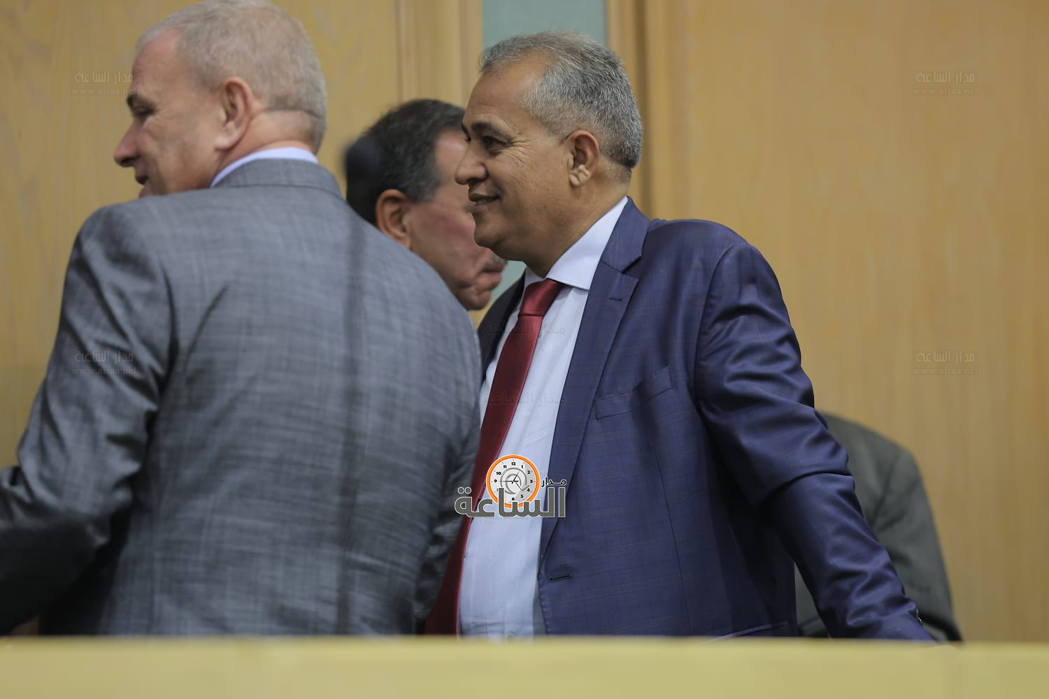 Madar Al-Saa Images 0.7668305289561235