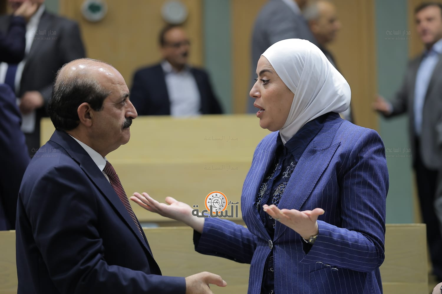 Madar Al-Saa Images 0.9268627131962212