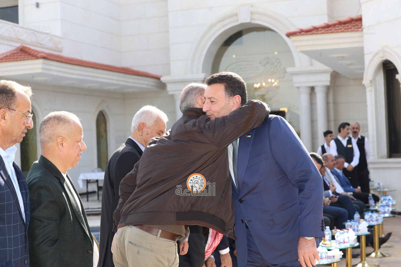 Madar Al-Saa Images 0.5439355877677382