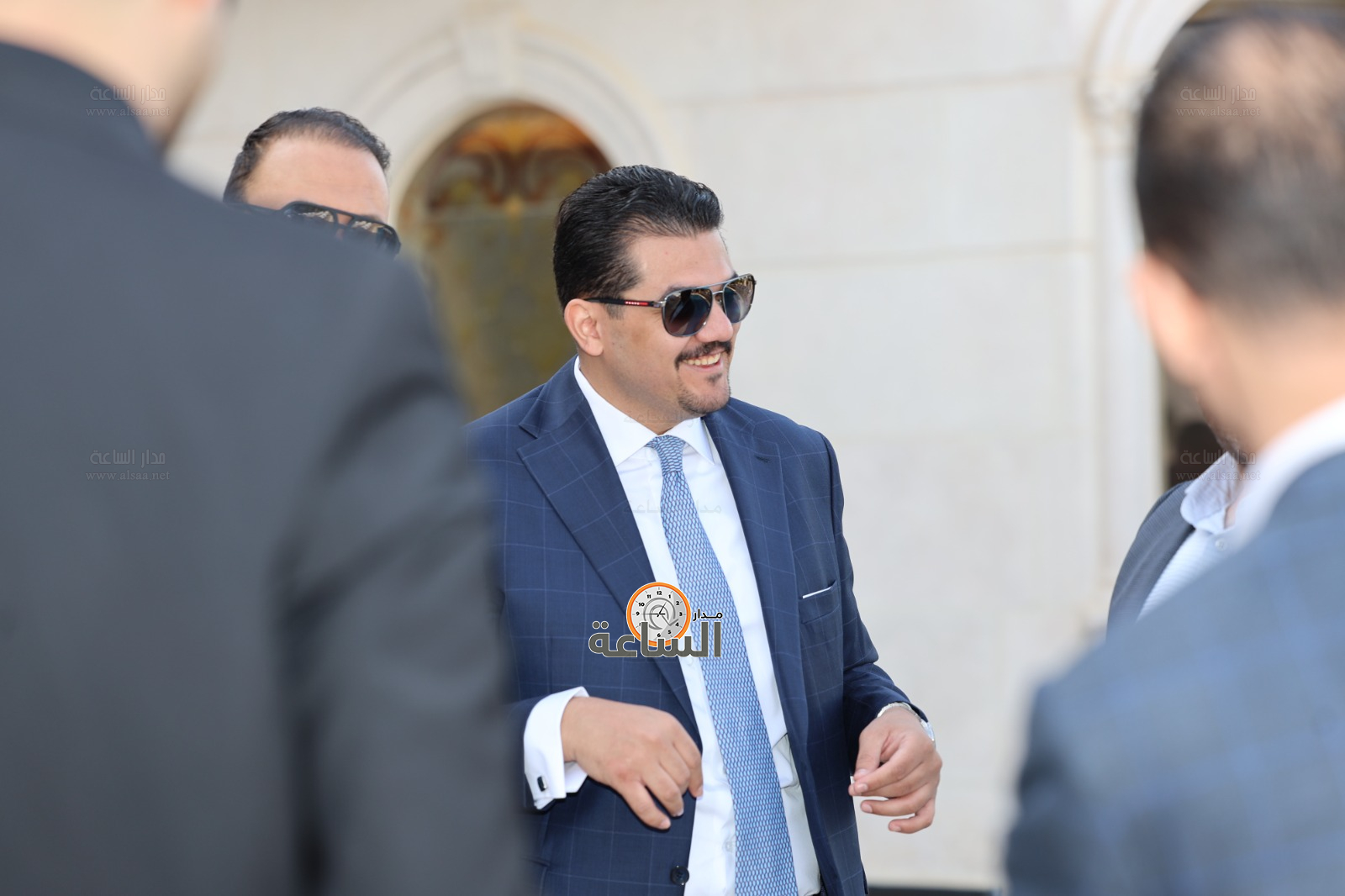 Madar Al-Saa Images 0.425174764153892