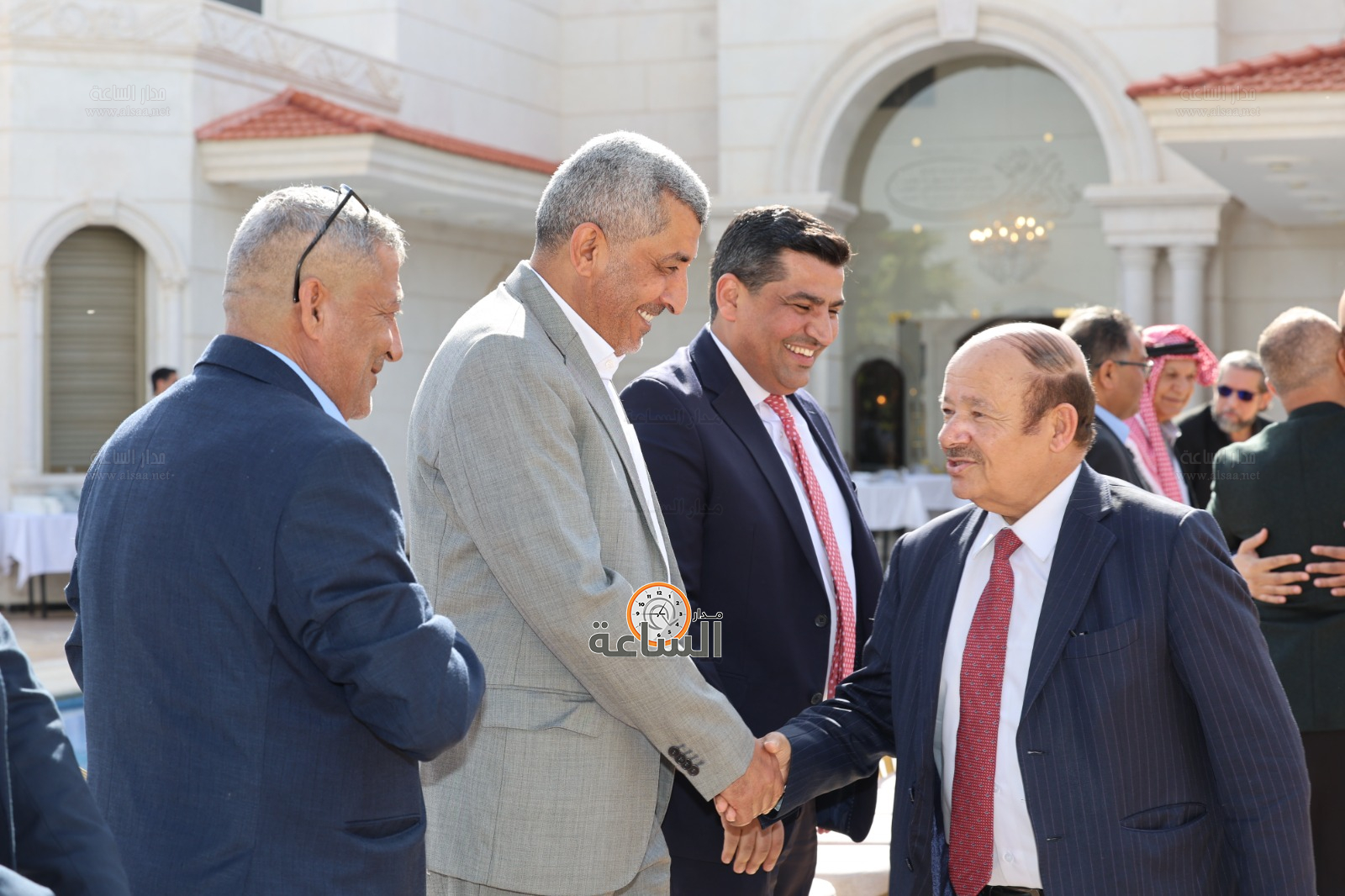 Madar Al-Saa Images 0.15803601207976958