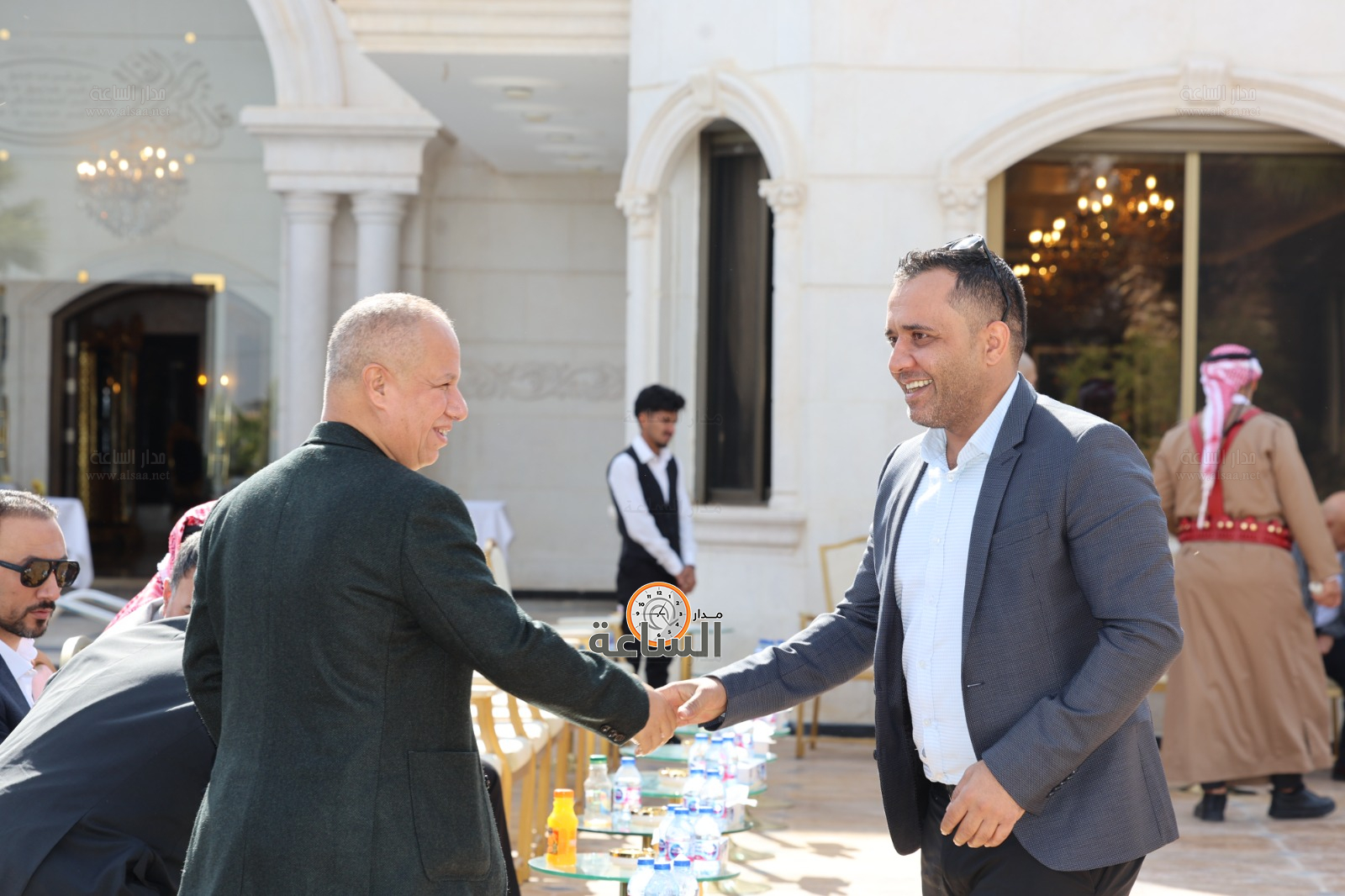 Madar Al-Saa Images 0.11825235922809896