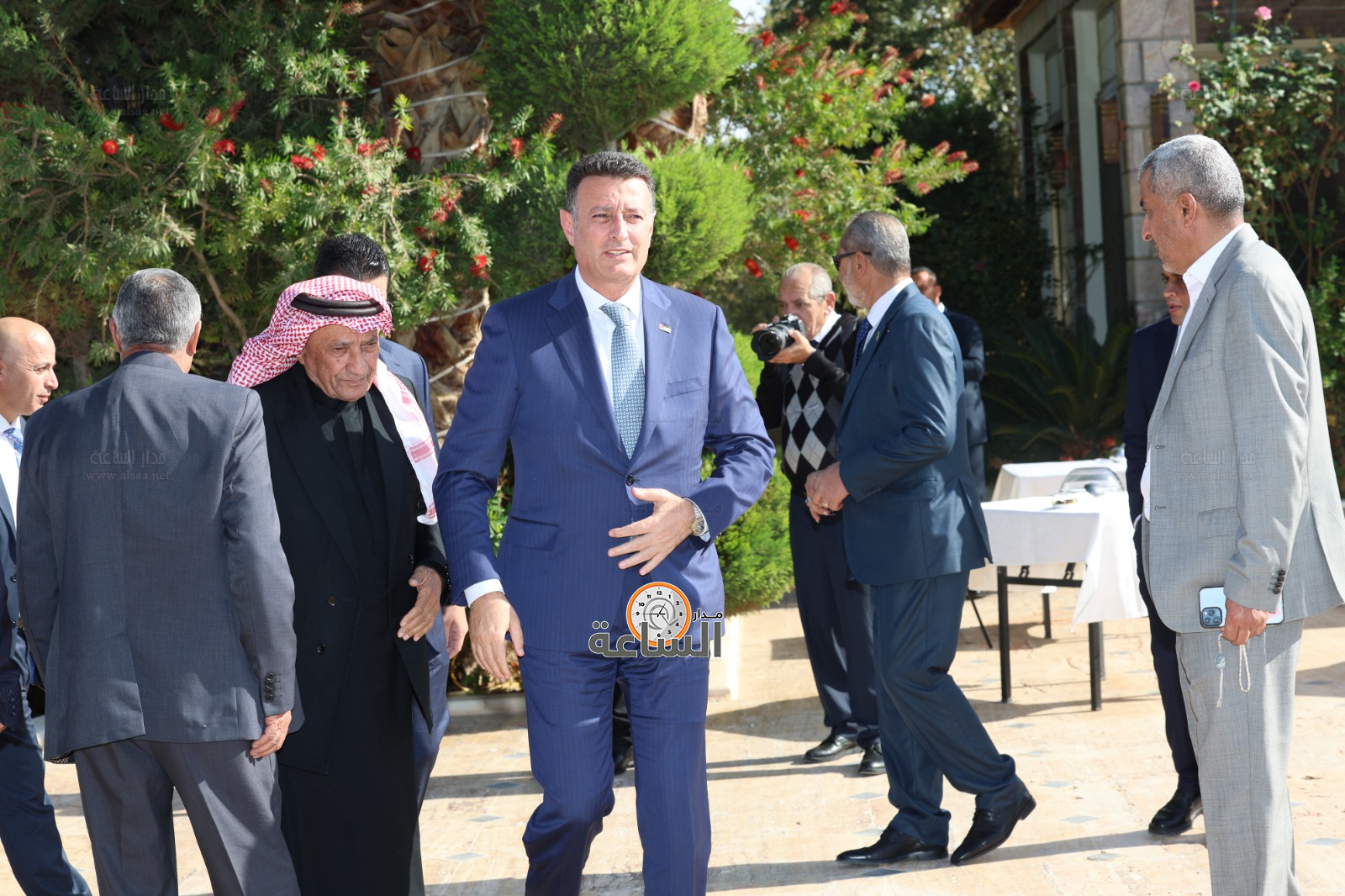 Madar Al-Saa Images 0.6576848187384366