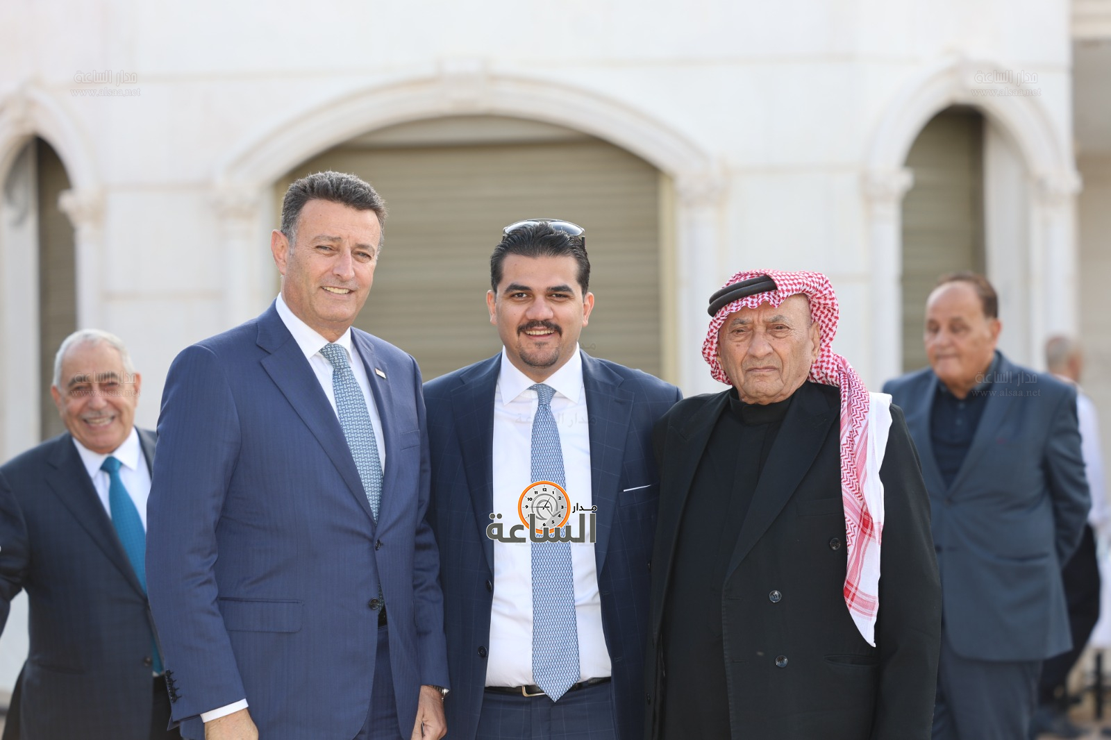 Madar Al-Saa Images 0.9816452642671547