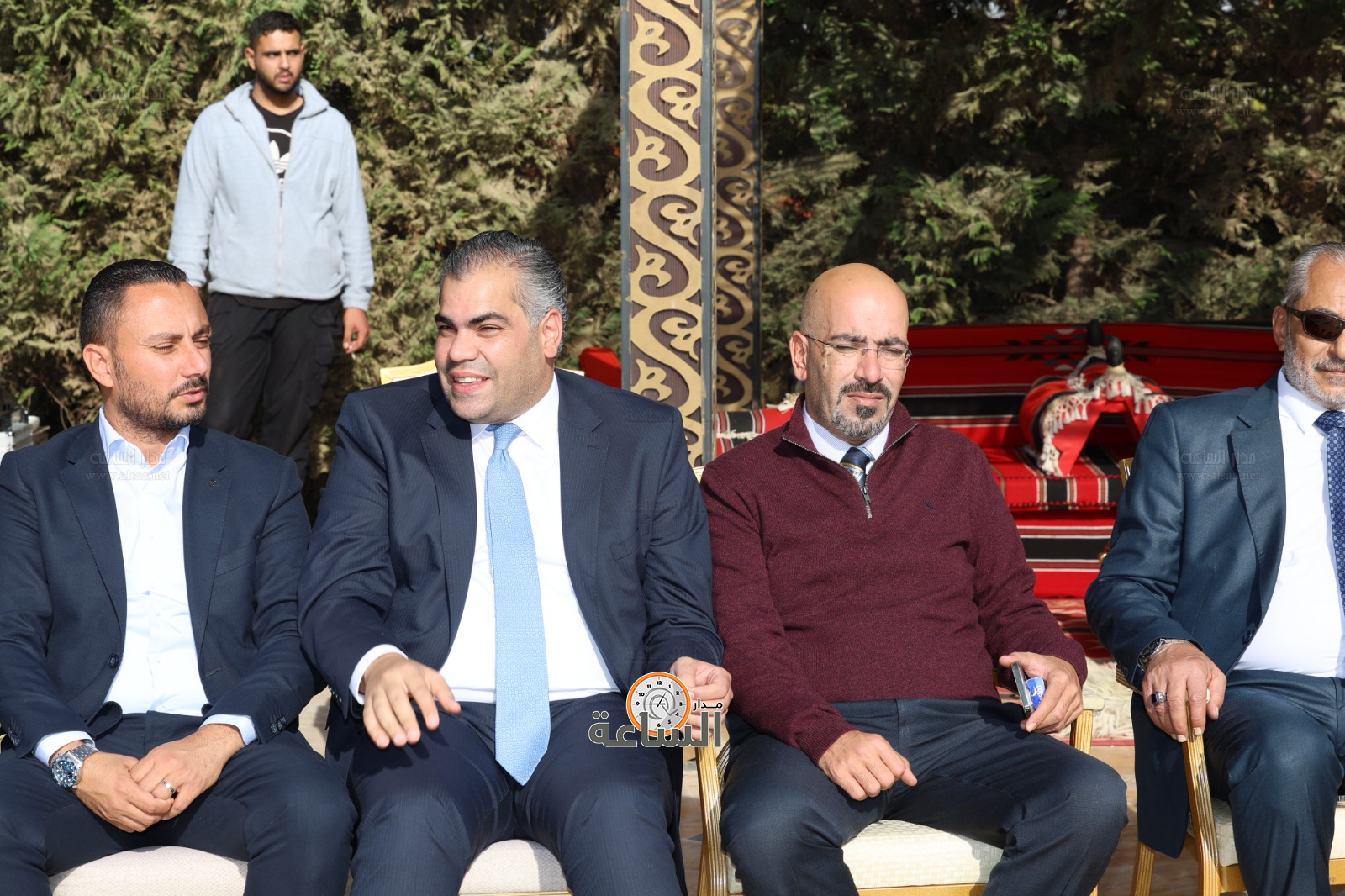 Madar Al-Saa Images 0.5842546083525585