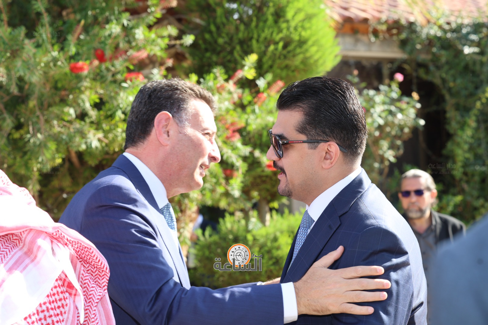 Madar Al-Saa Images 0.7727171438198245