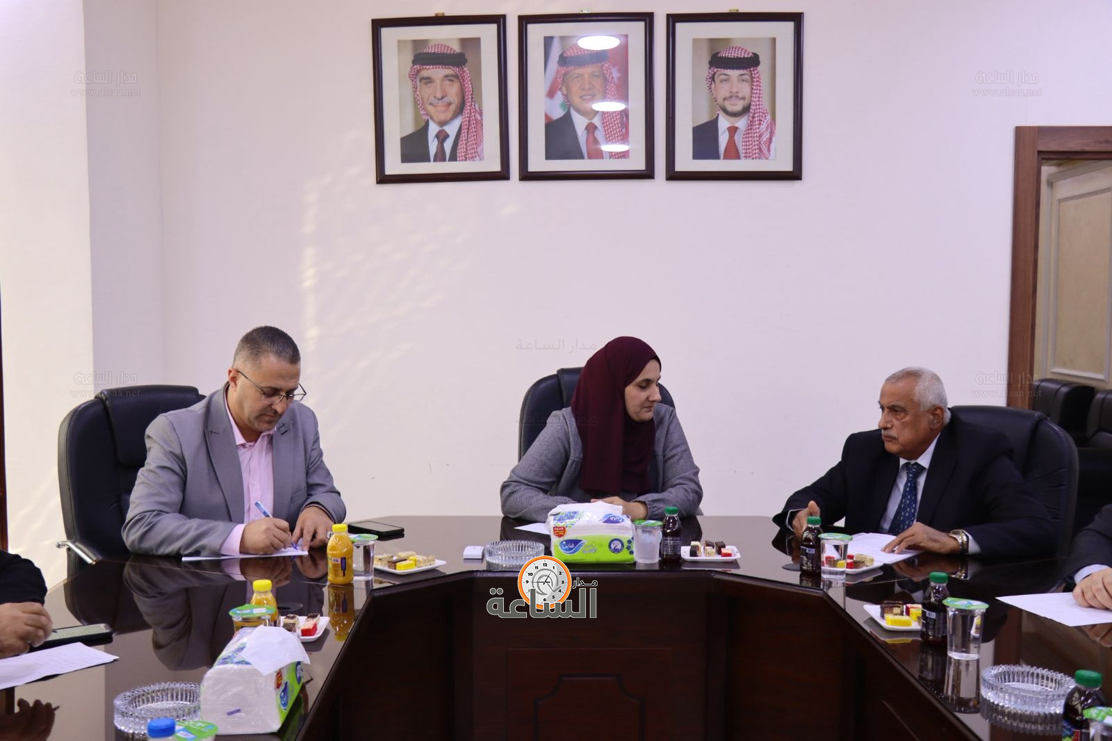 Madar Al-Saa Images 0.3501200161183997