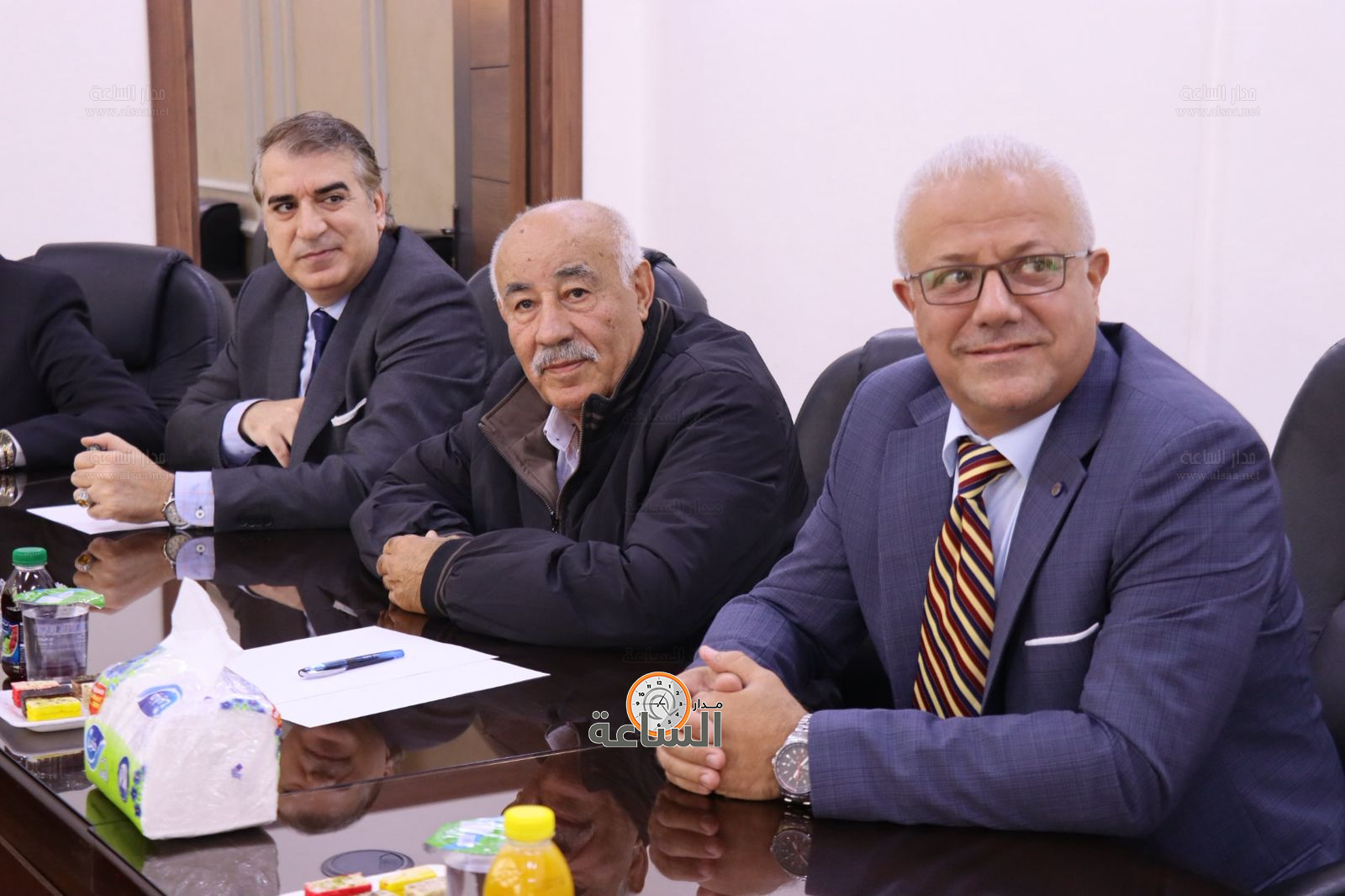 Madar Al-Saa Images 0.15620083722958733