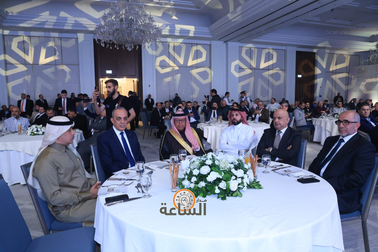 Madar Al-Saa Images 0.44225070854541415