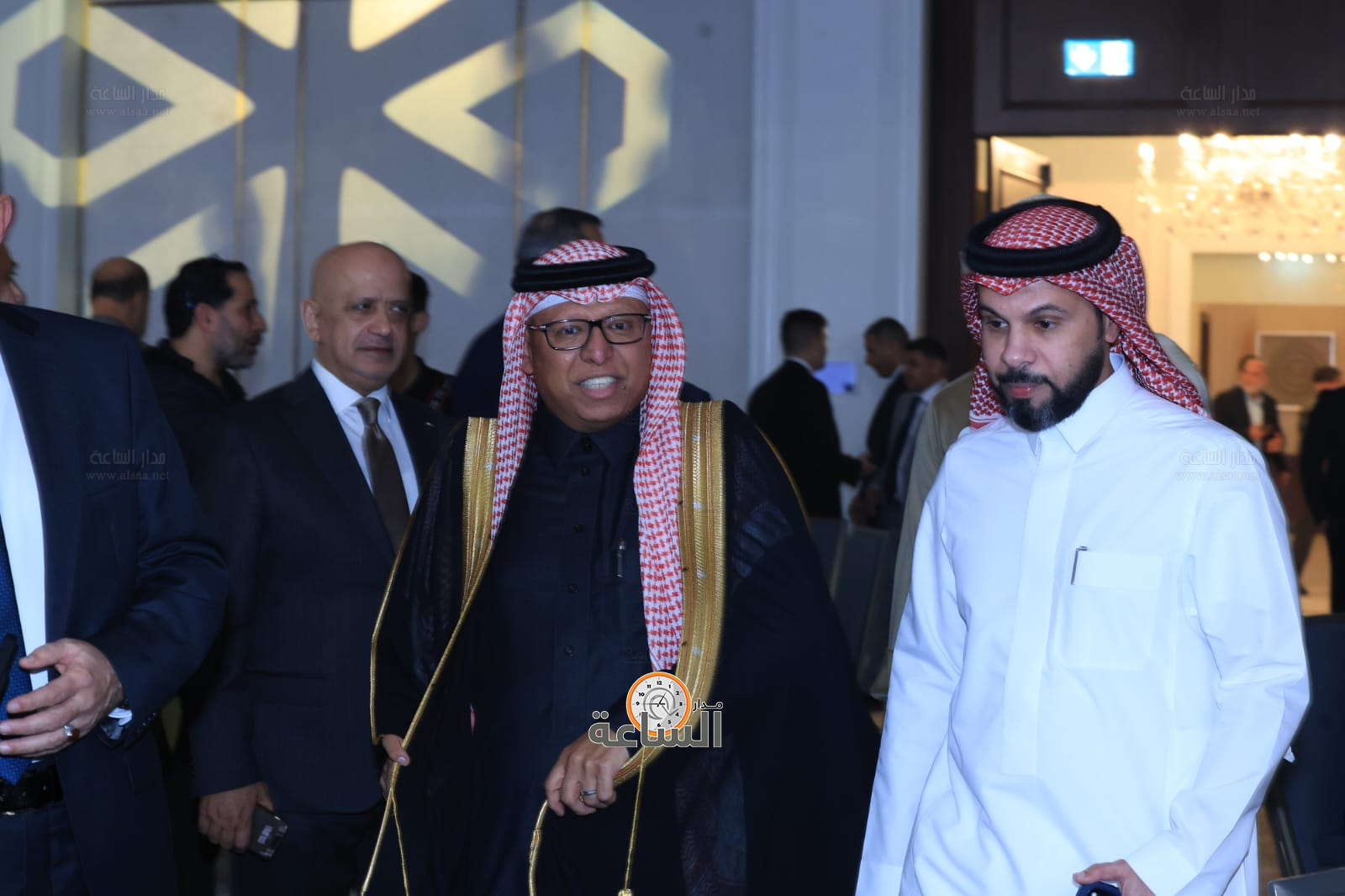 Madar Al-Saa Images 0.6173764470351567