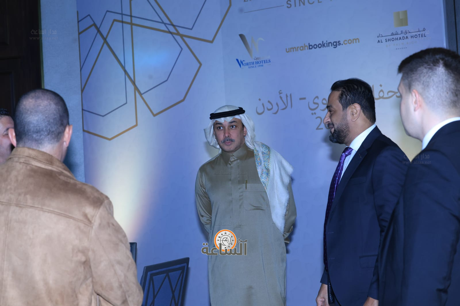 Madar Al-Saa Images 0.4992767558717316