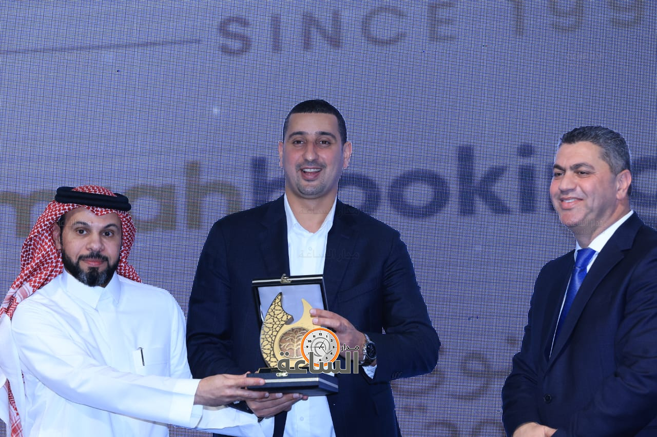 Madar Al-Saa Images 0.3175390673640557