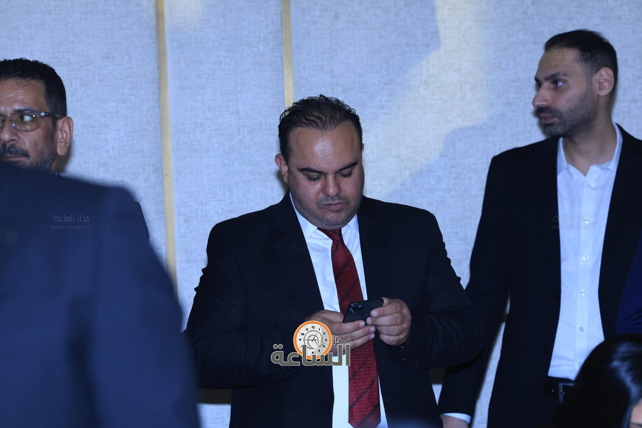 Madar Al-Saa Images 0.877270546203283