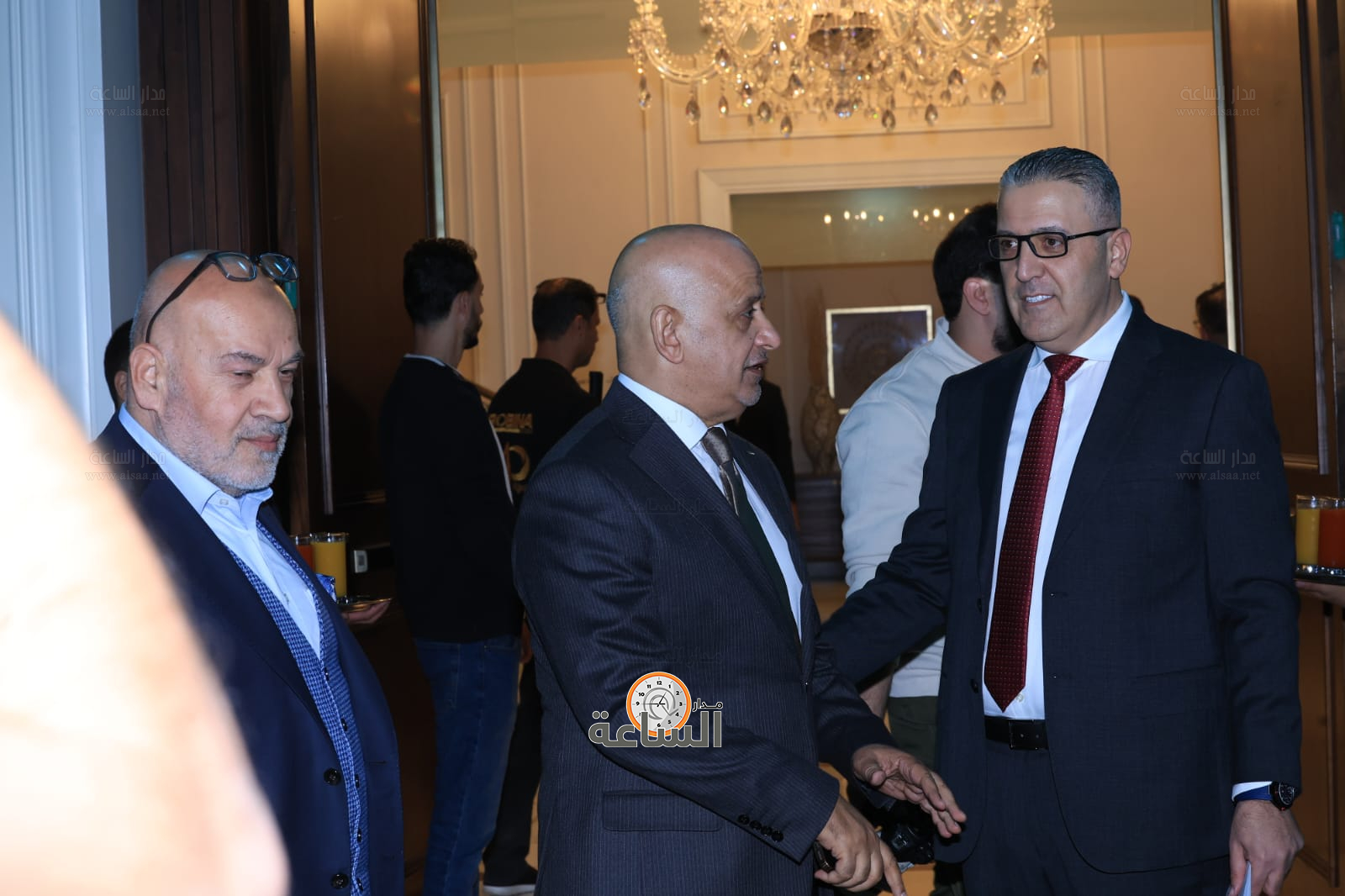 Madar Al-Saa Images 0.34644996056934785