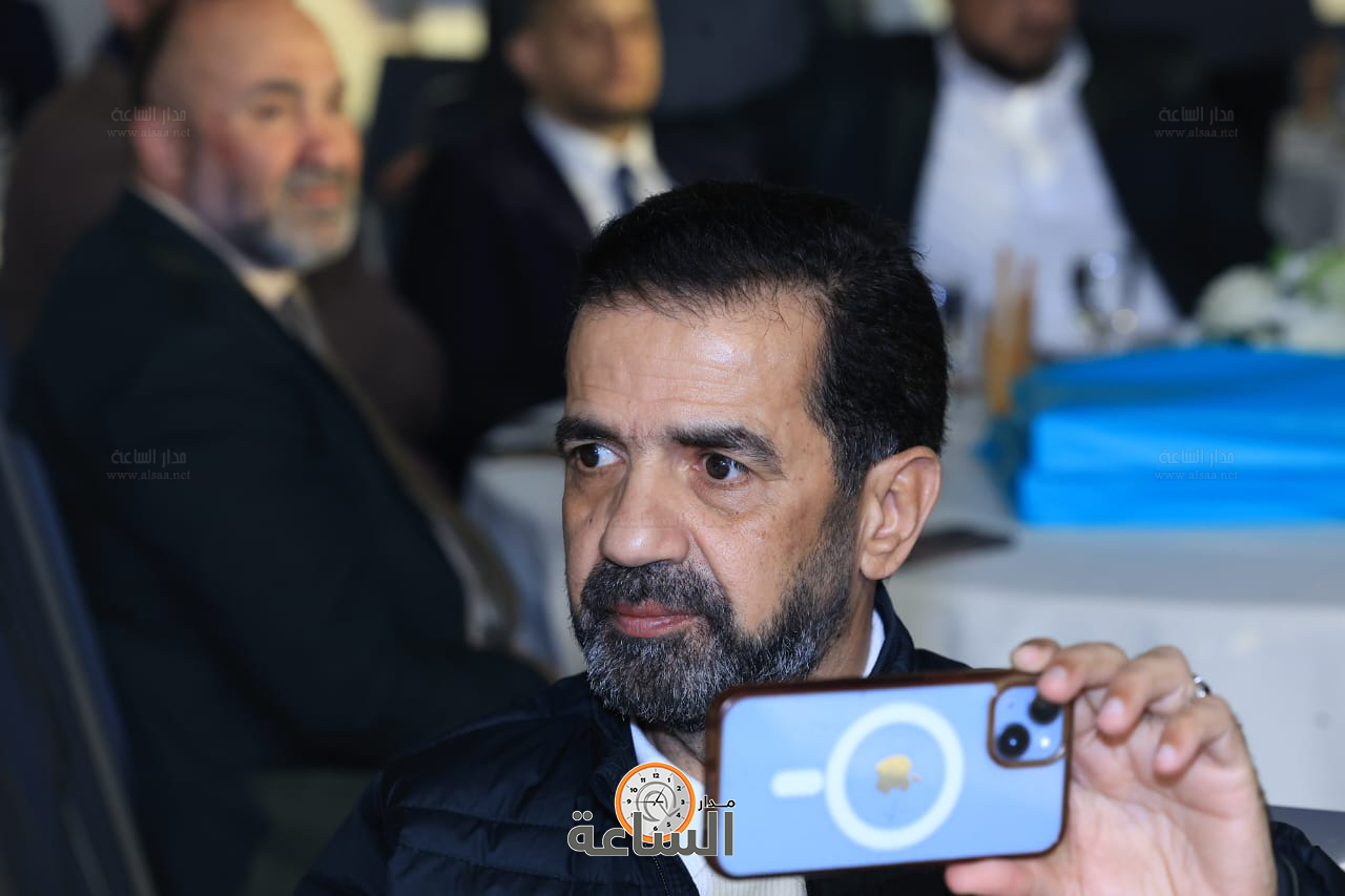 Madar Al-Saa Images 0.49012792117217485