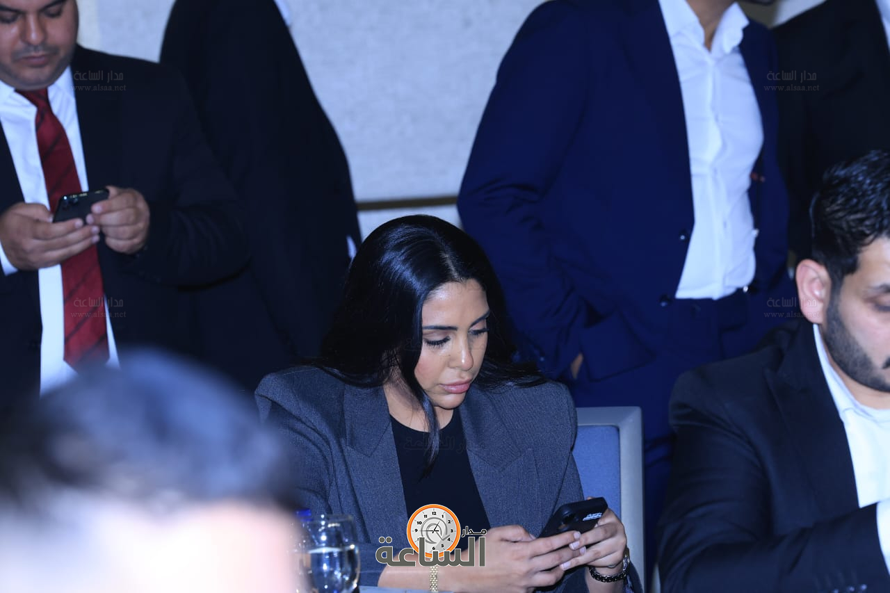 Madar Al-Saa Images 0.8899450119428436