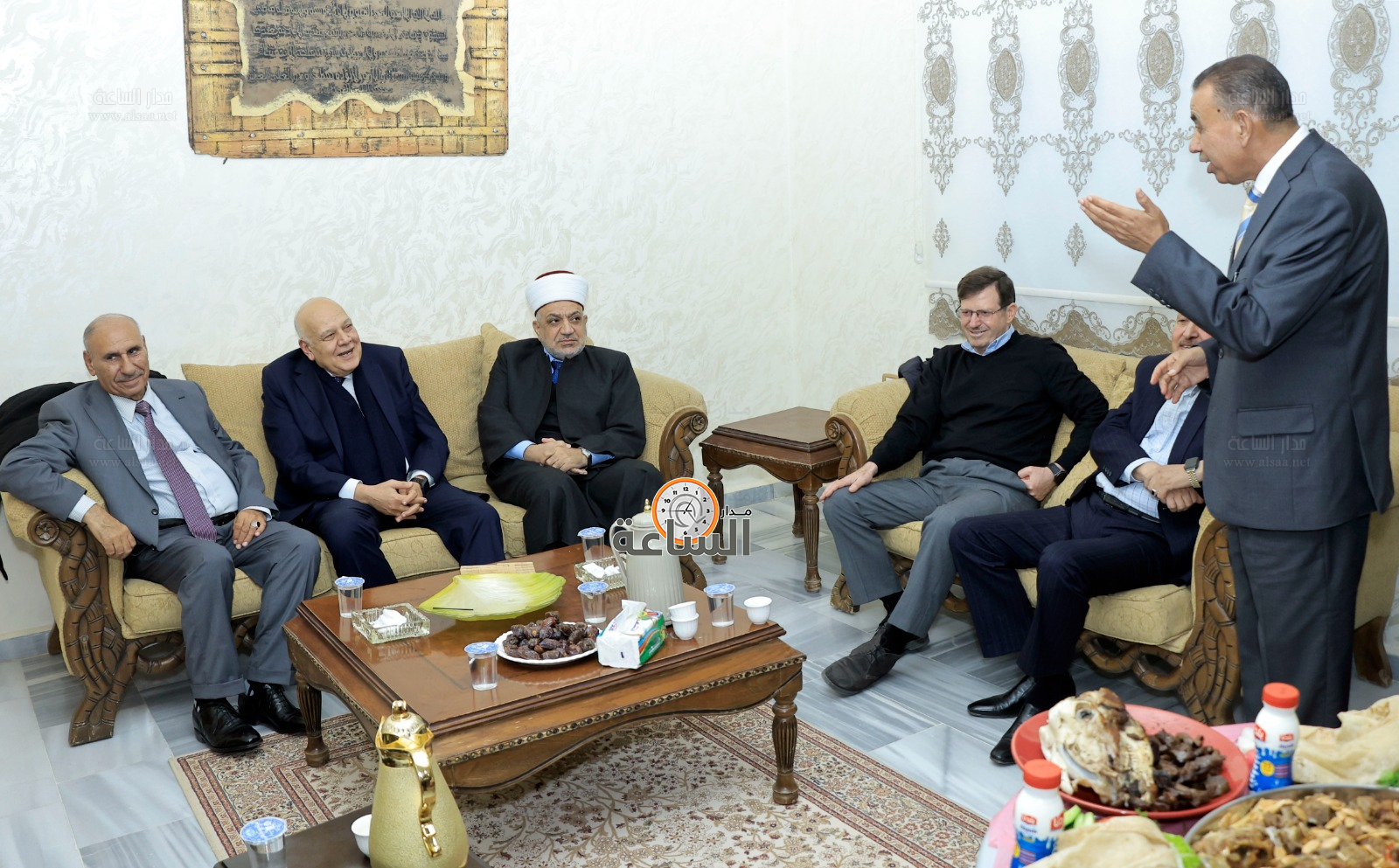 Madar Al-Saa Images 0.3745554902679068