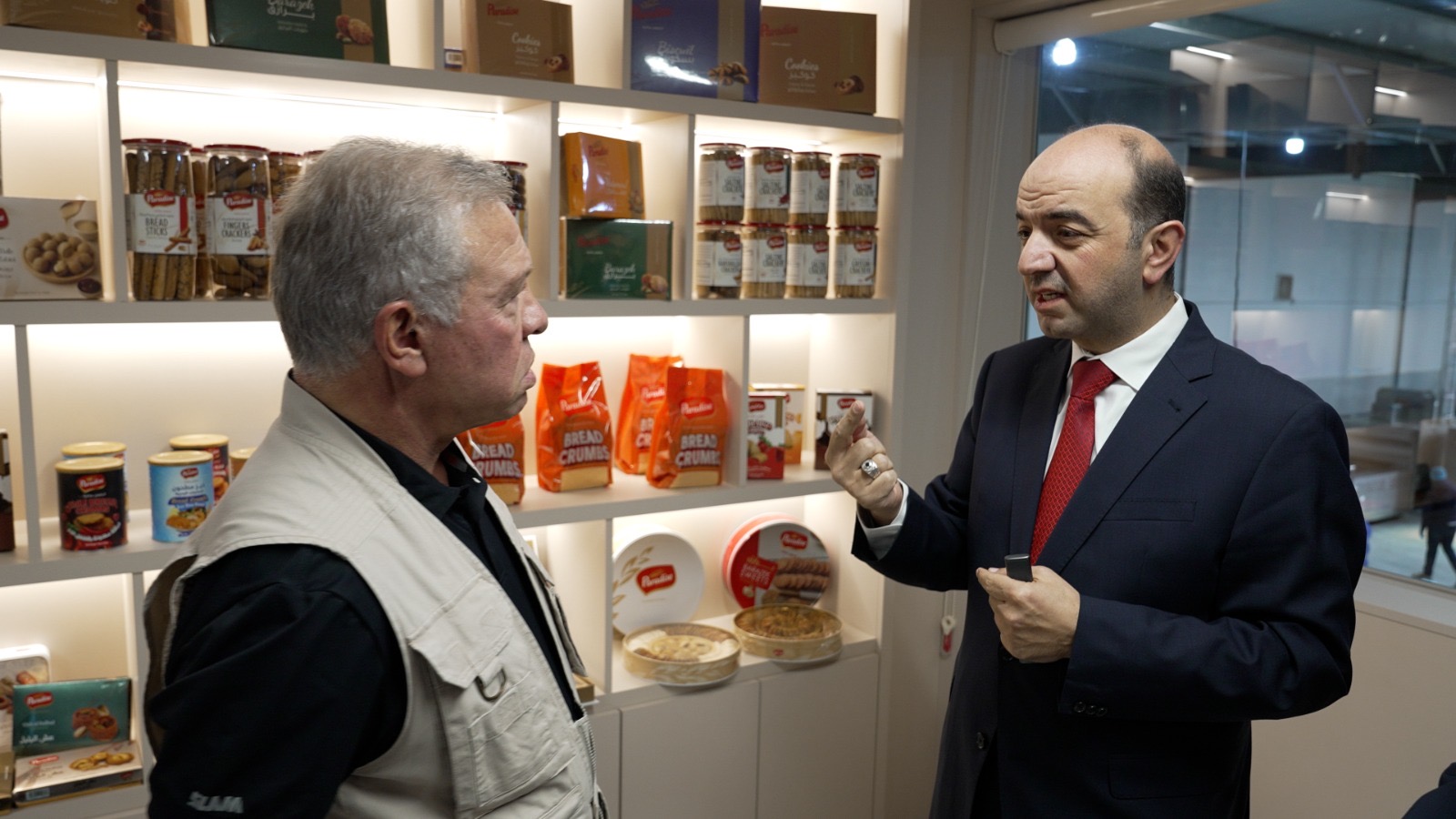 Madar Al-Saa Images 0.5379315132339965