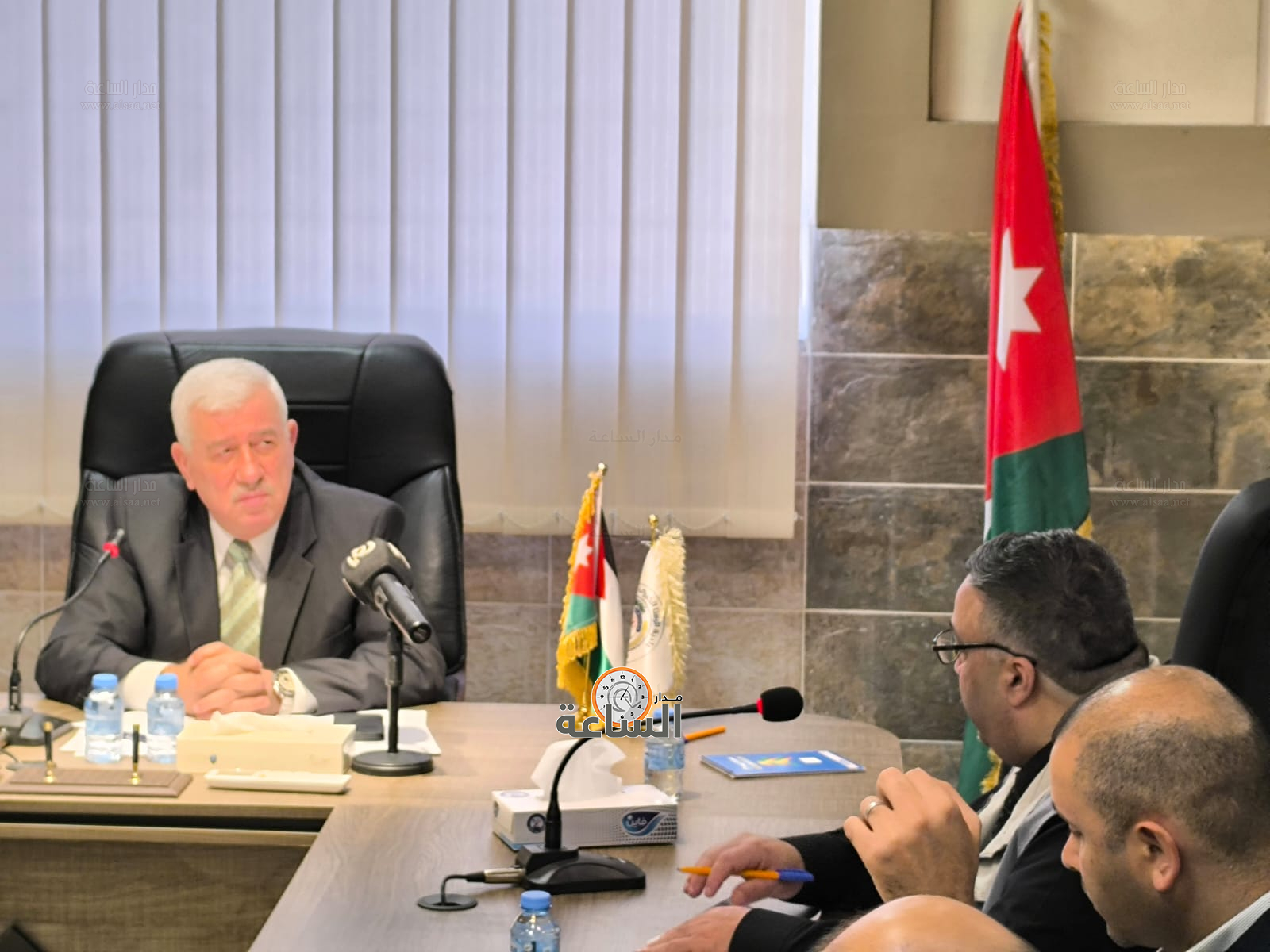 Madar Al-Saa Images 0.13904288604206205