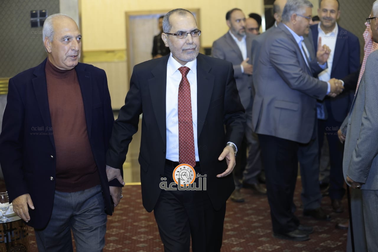 Madar Al-Saa Images 0.4174228303692574