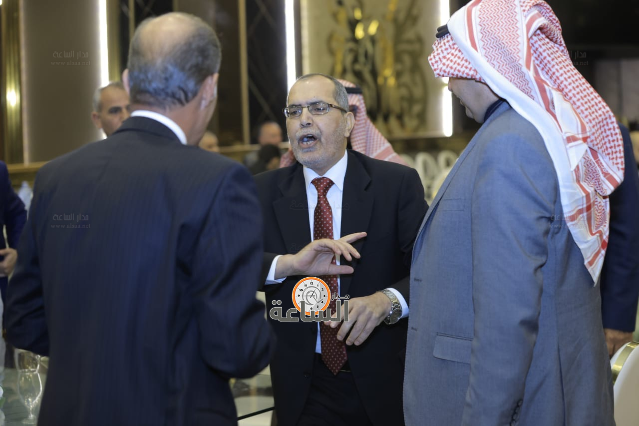 Madar Al-Saa Images 0.21501151108349992