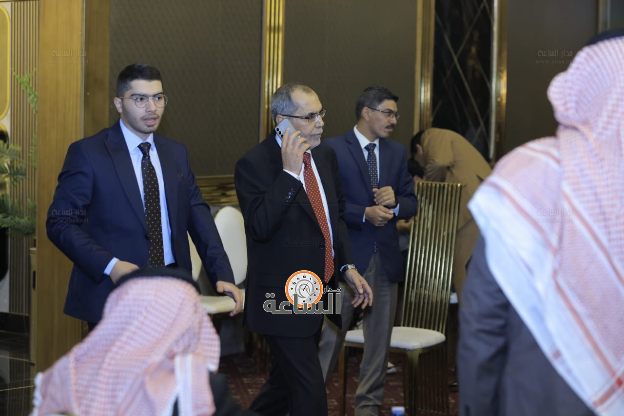 Madar Al-Saa Images 0.2602033547211795