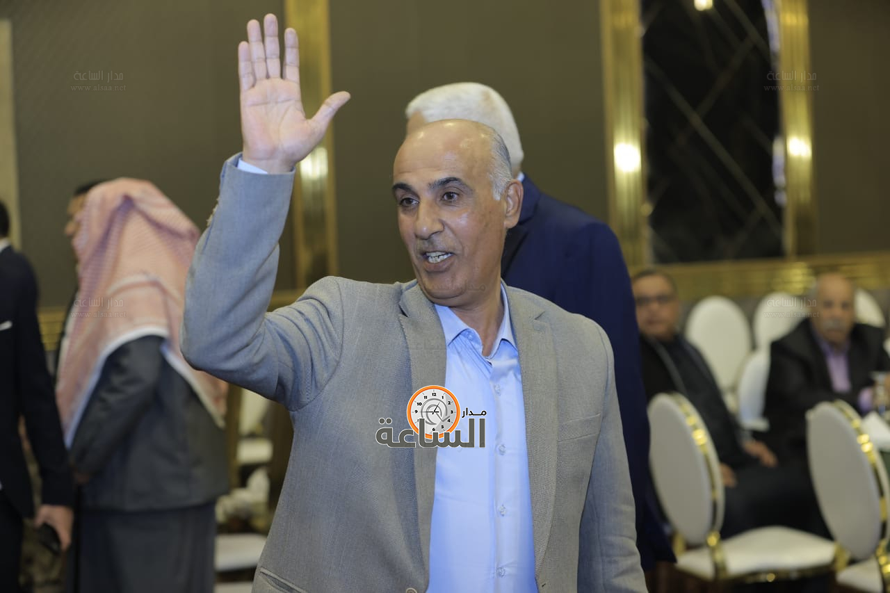 Madar Al-Saa Images 0.3836140989920398