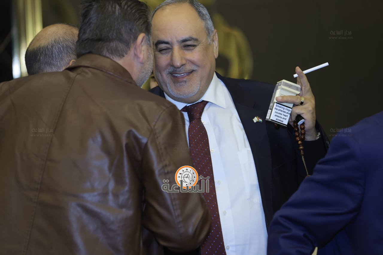 Madar Al-Saa Images 0.8836230646415947