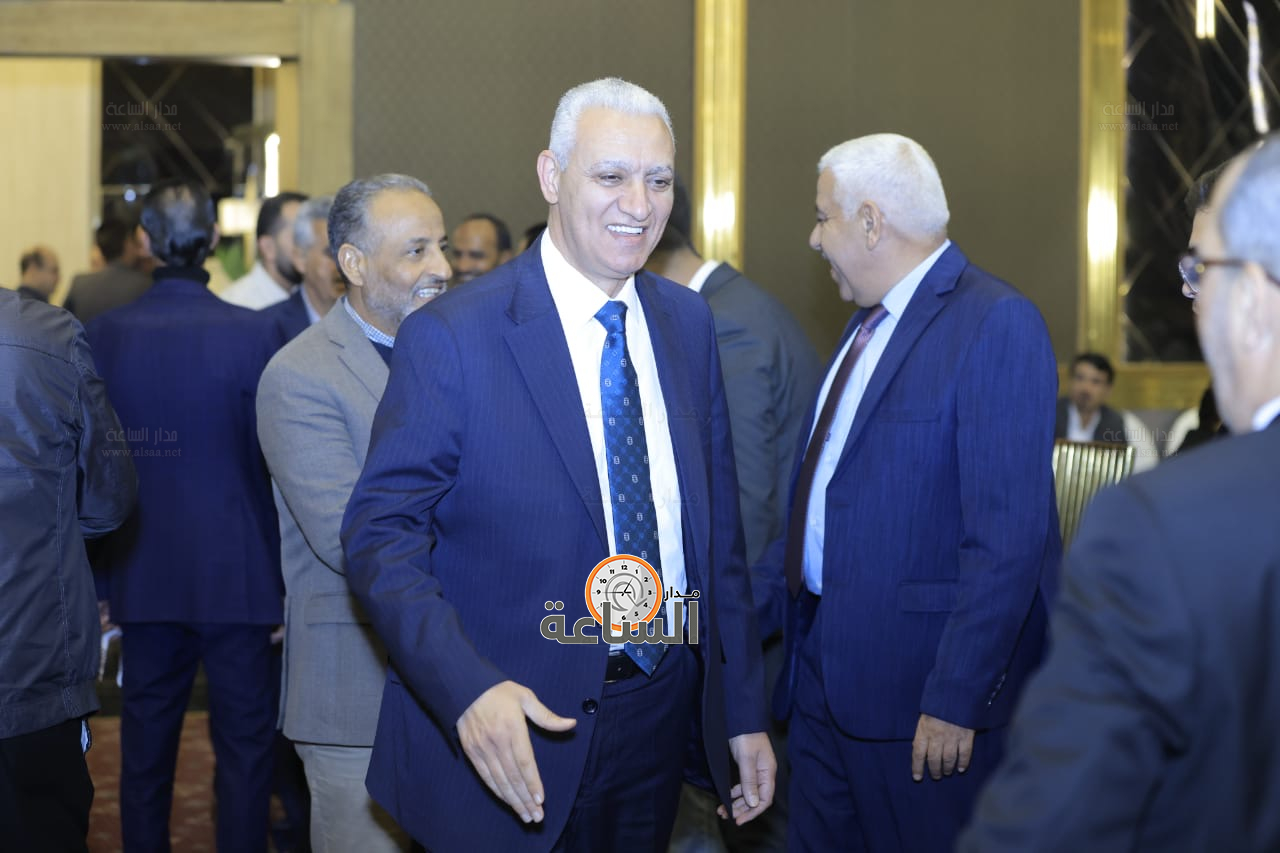 Madar Al-Saa Images 0.5797960679605133