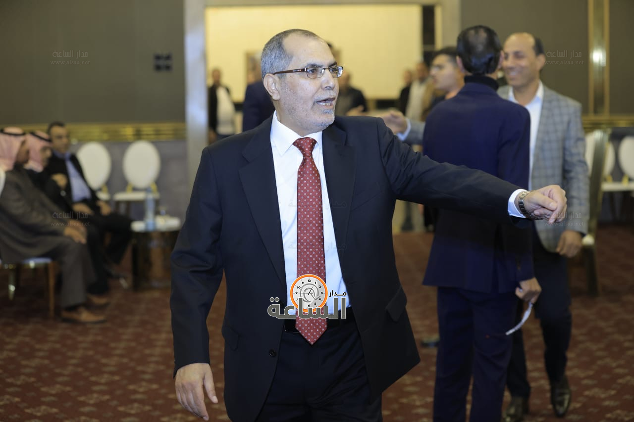 Madar Al-Saa Images 0.002329437891058217