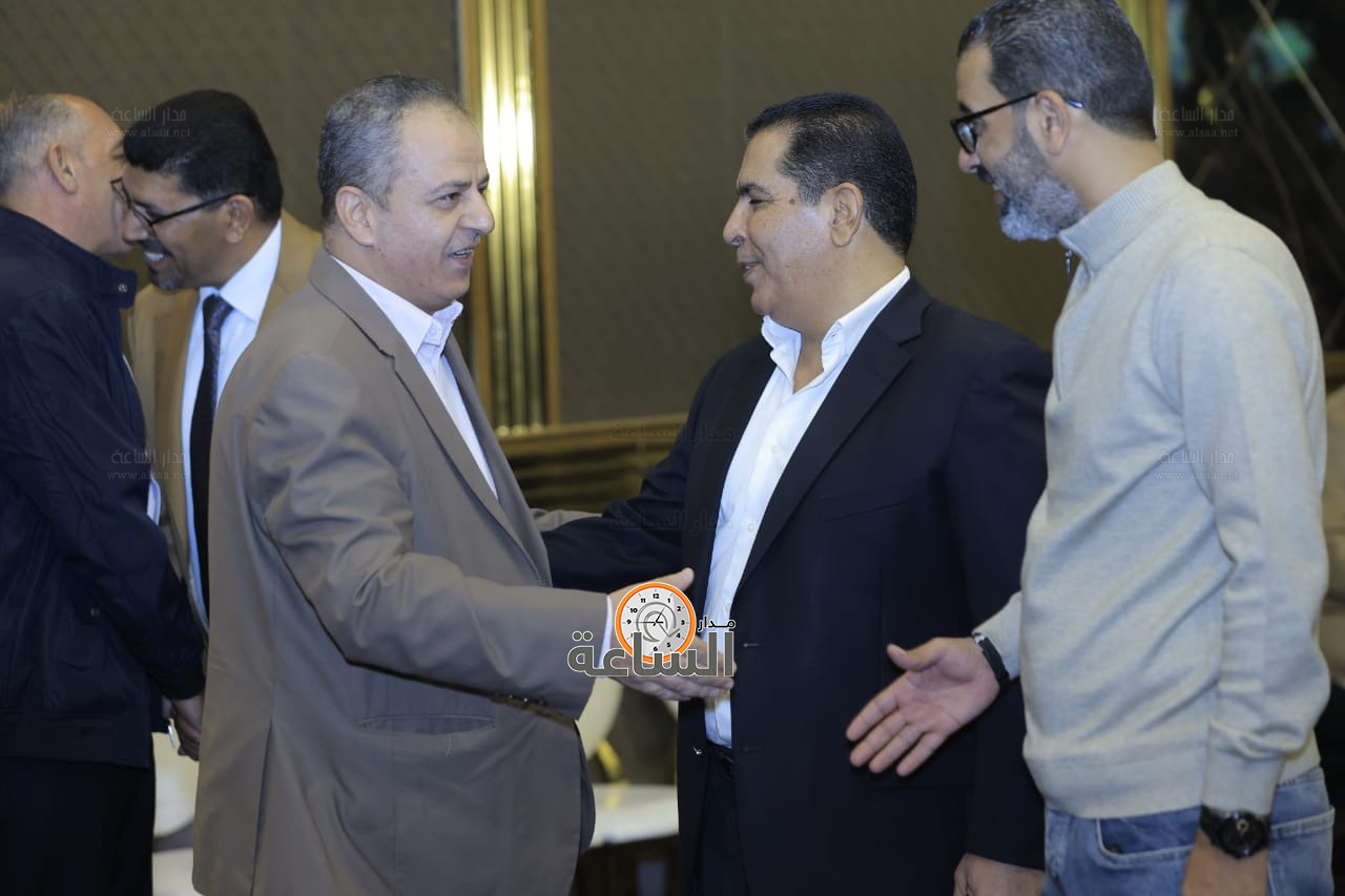 Madar Al-Saa Images 0.2990208795354431