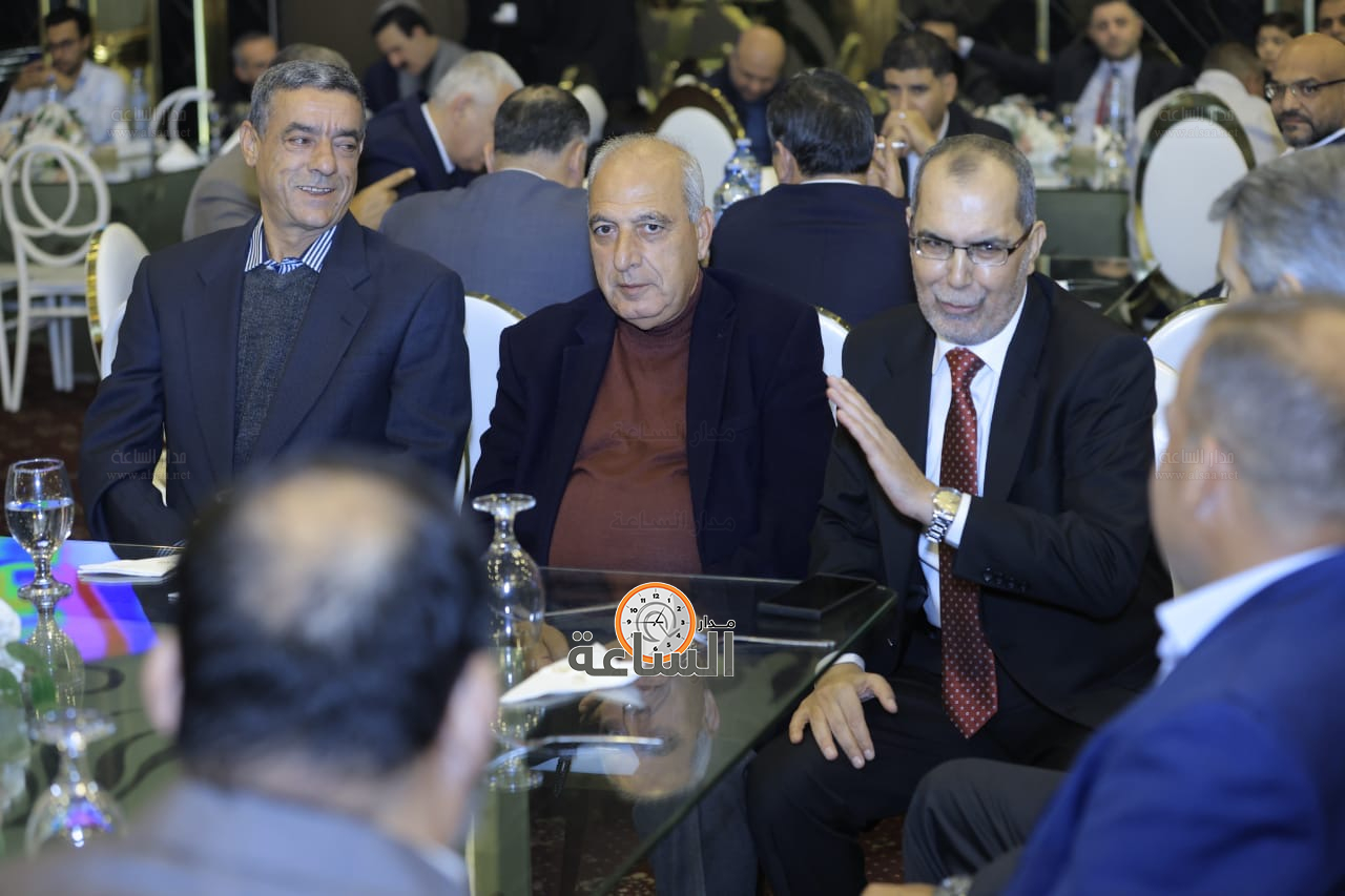 Madar Al-Saa Images 0.21522773558411012