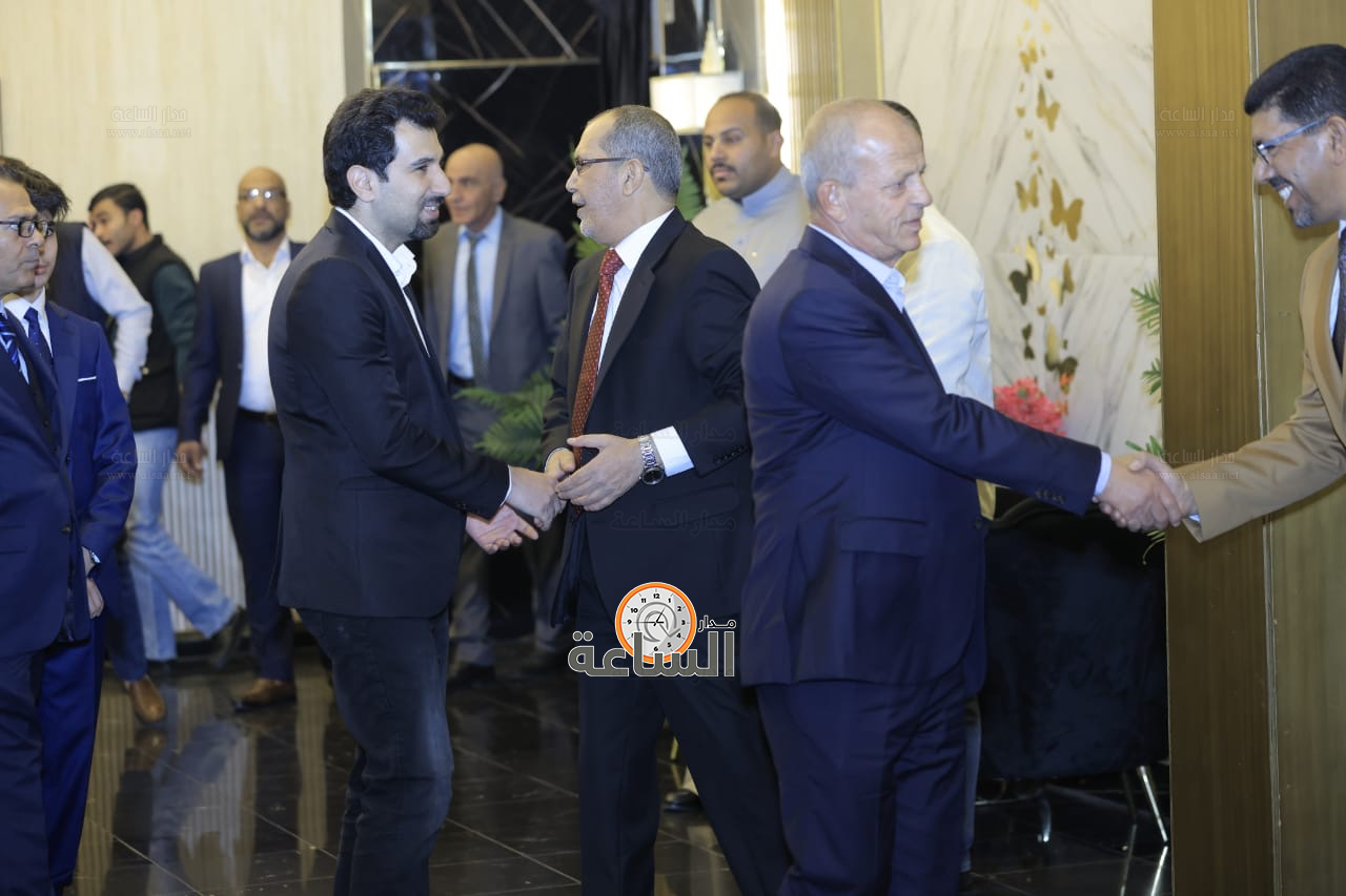 Madar Al-Saa Images 0.34017018552150347