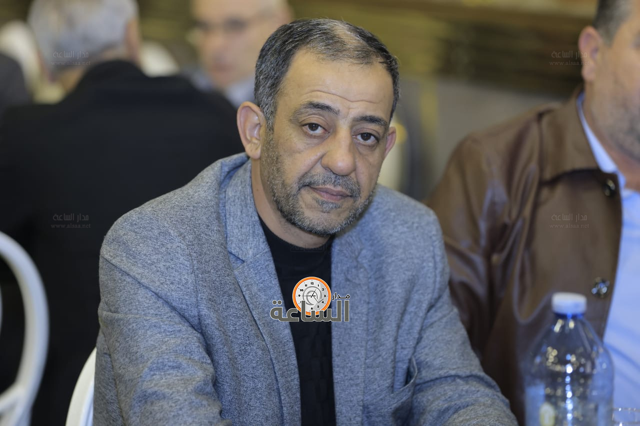 Madar Al-Saa Images 0.09992551217729873