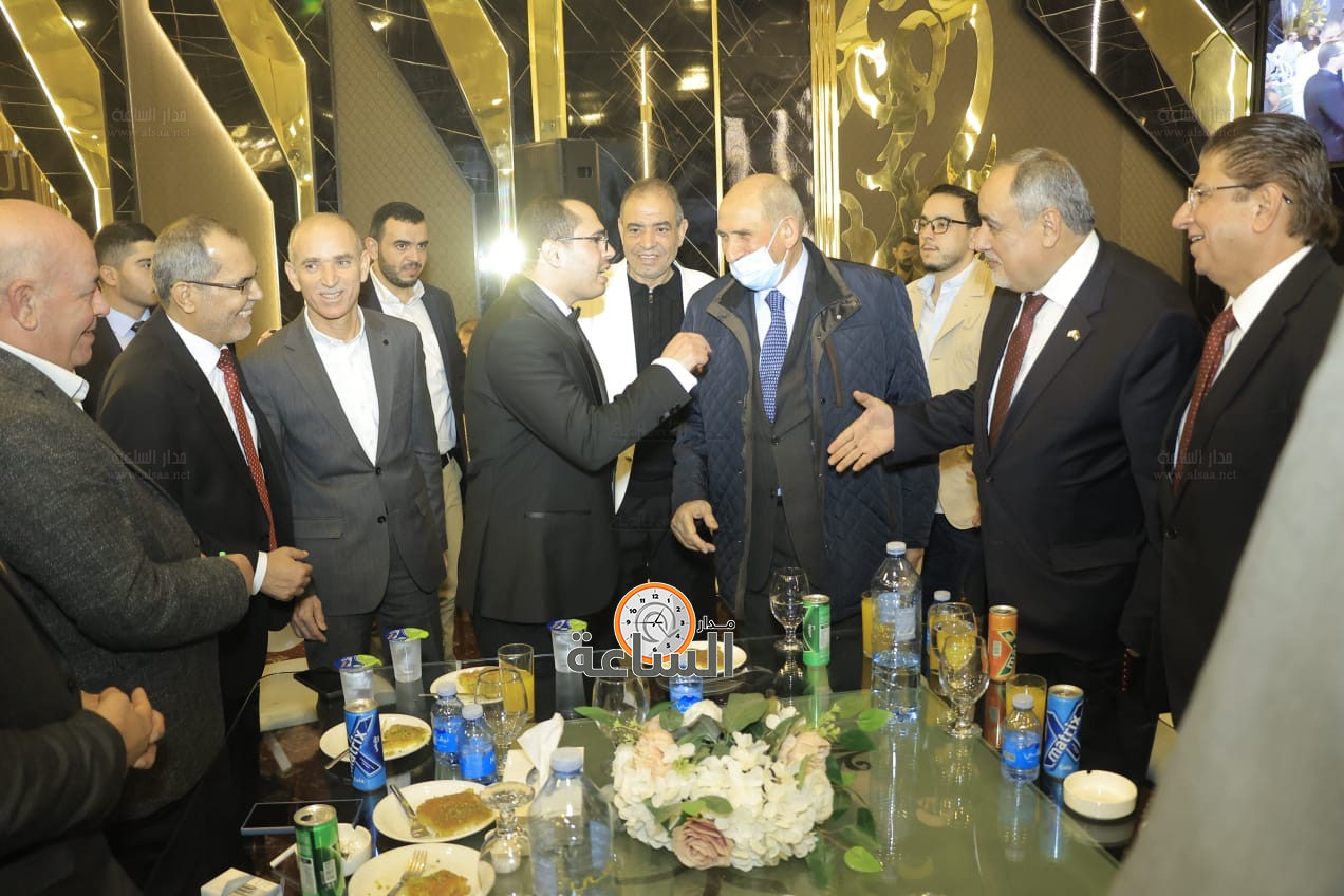 Madar Al-Saa Images 0.887074944614845