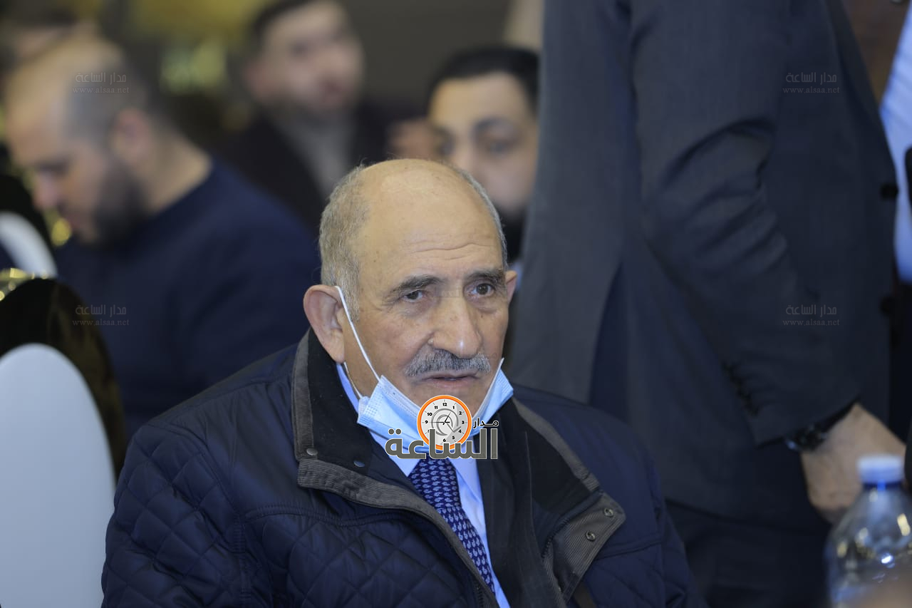 Madar Al-Saa Images 0.49740043390616695