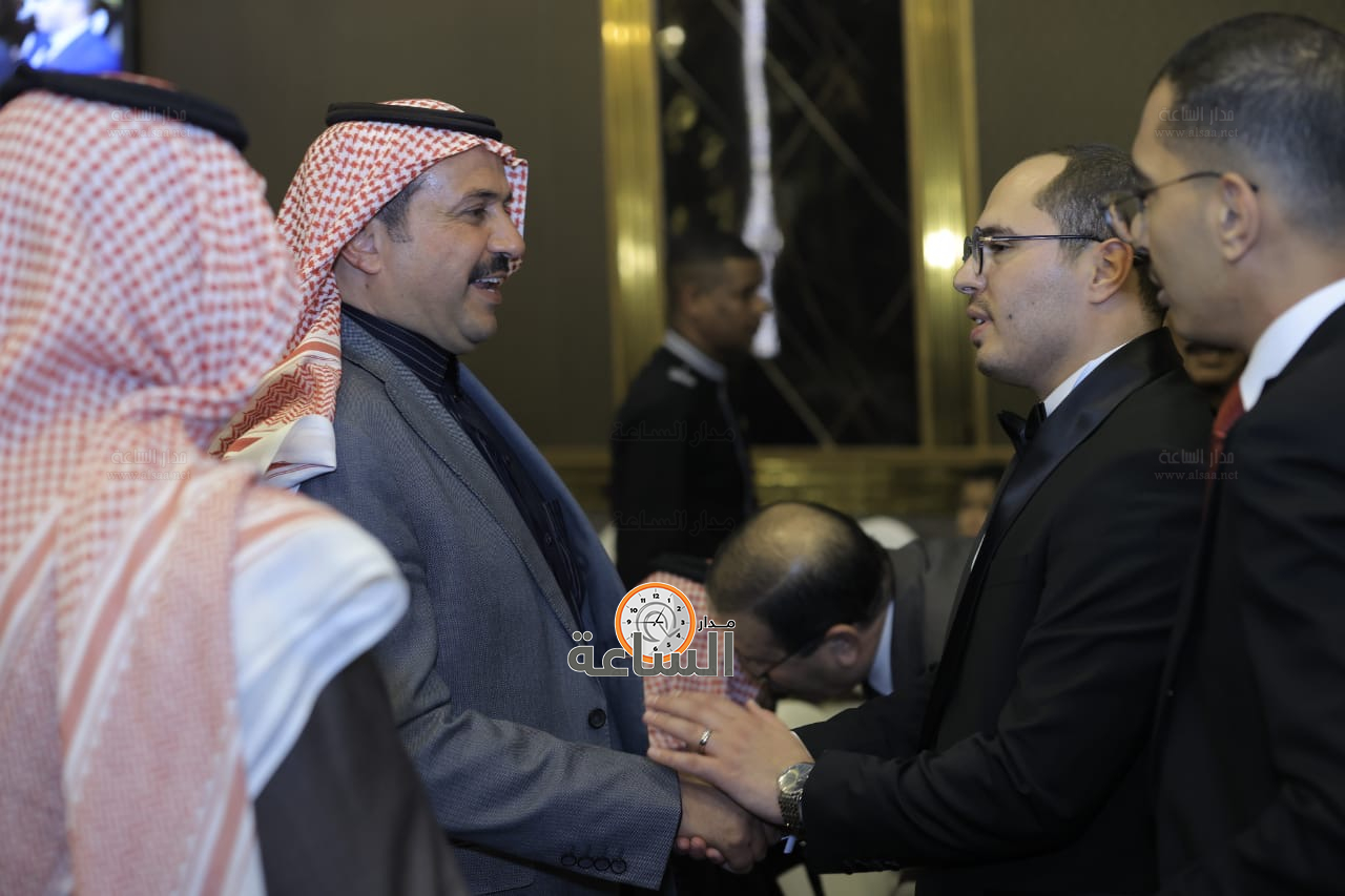 Madar Al-Saa Images 0.7251815592887437